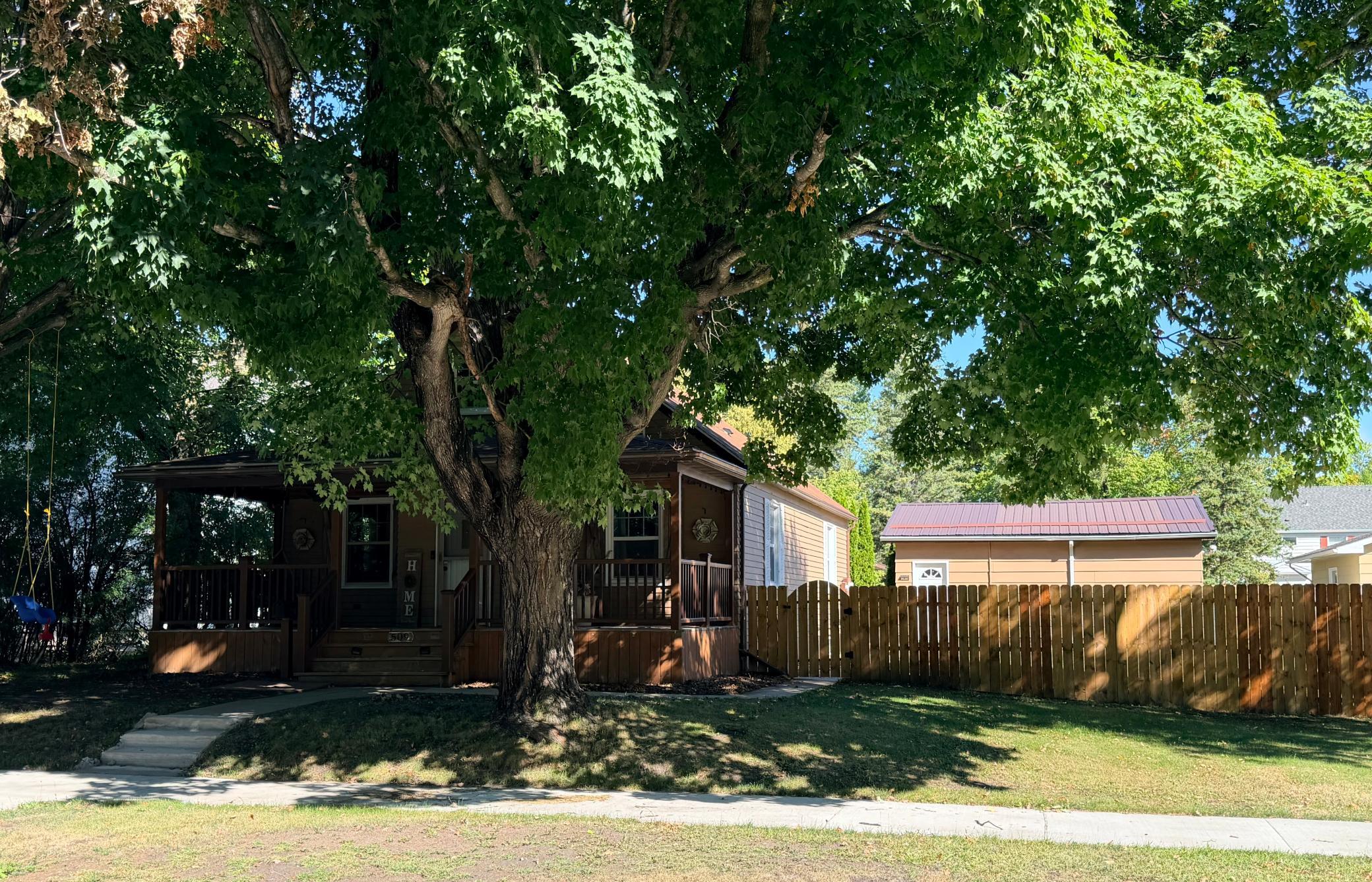 main property photo 3