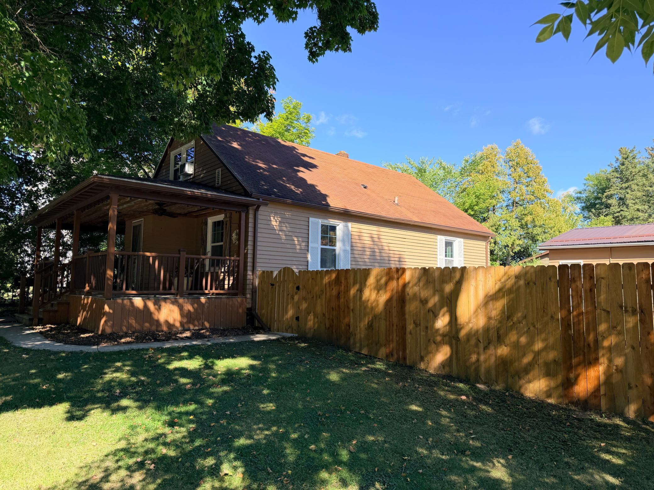 main property photo 43