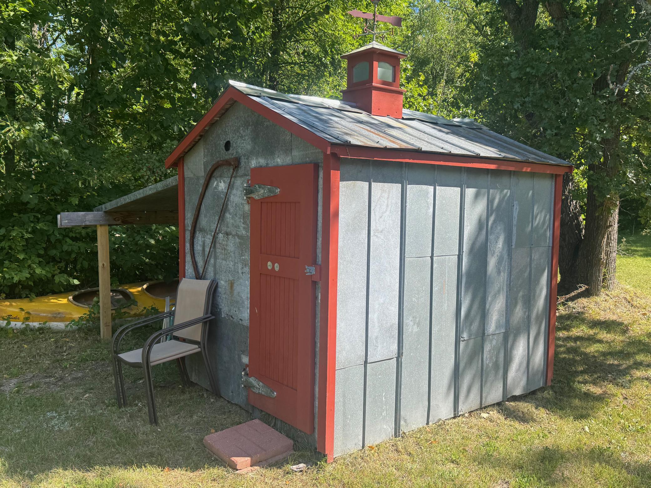 main property photo 11