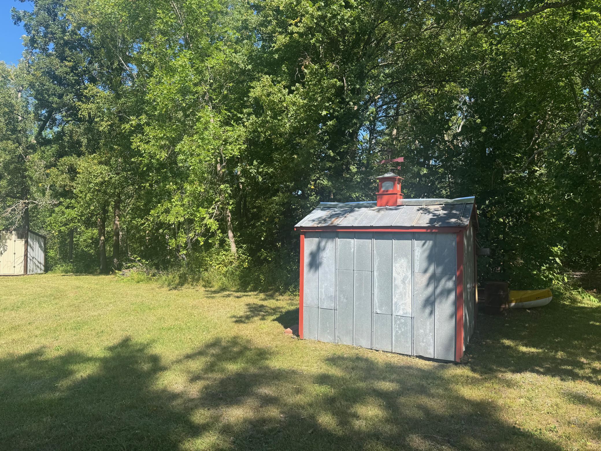 main property photo 23