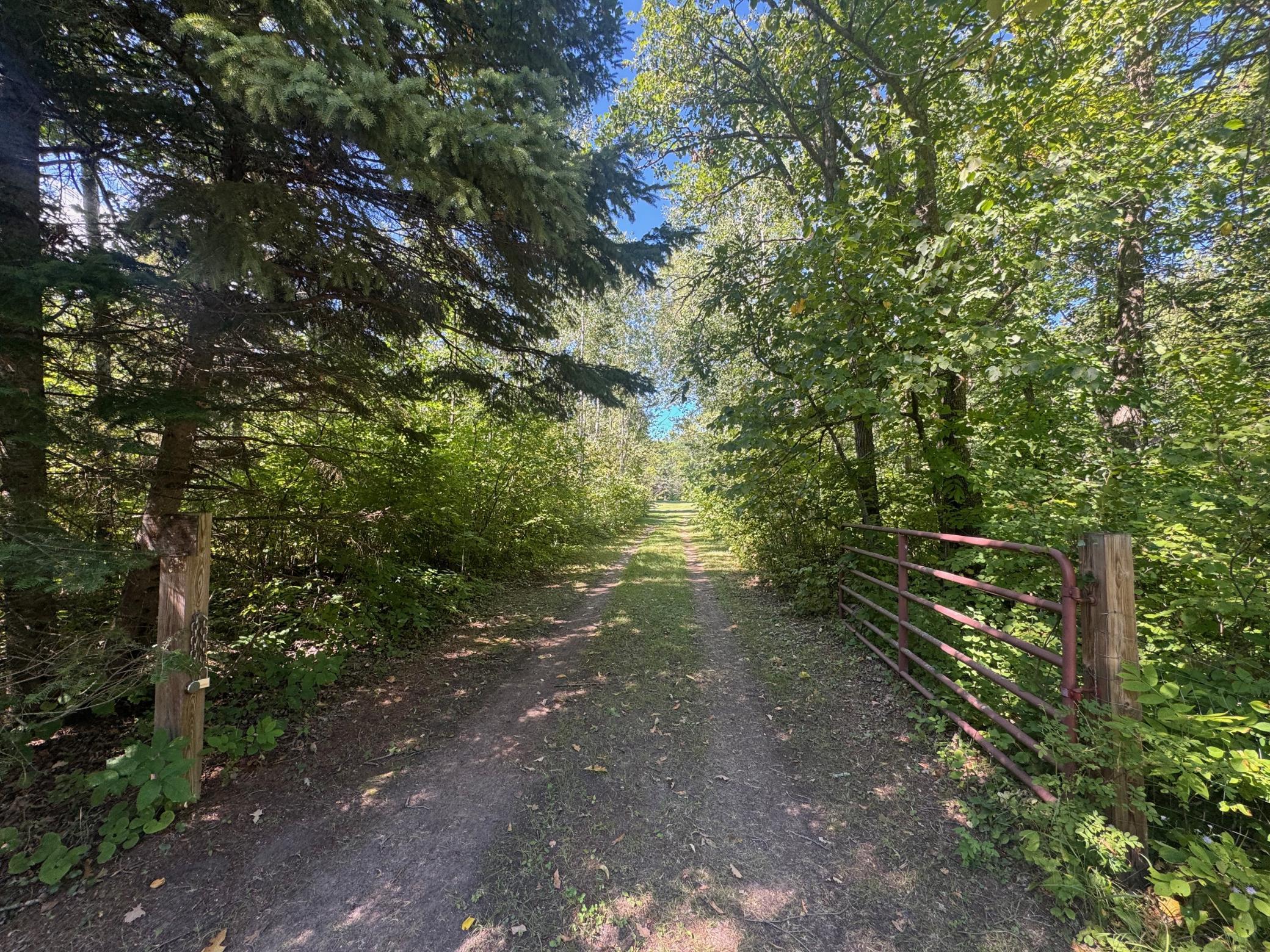 main property photo 6