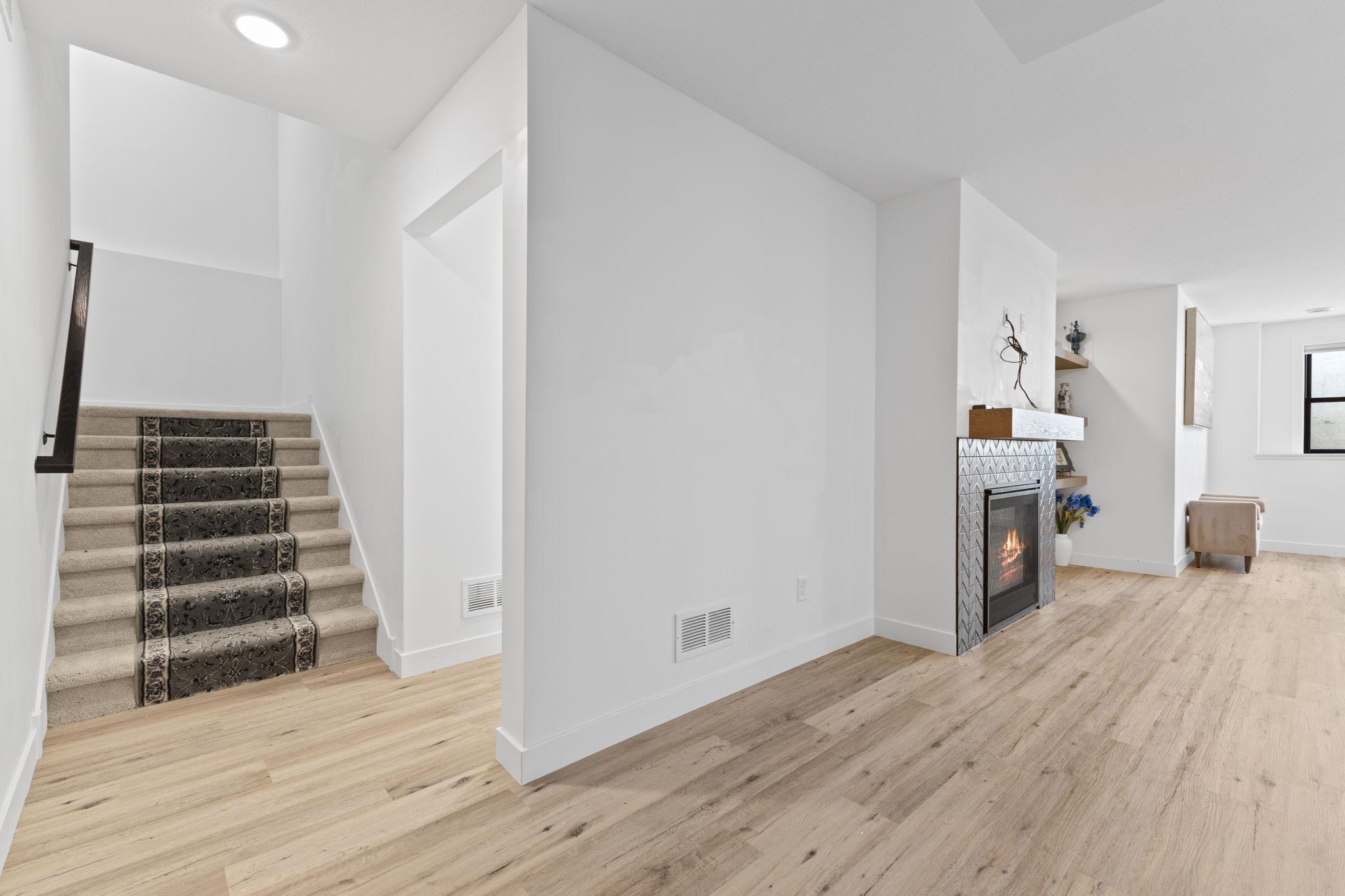 main property photo 67