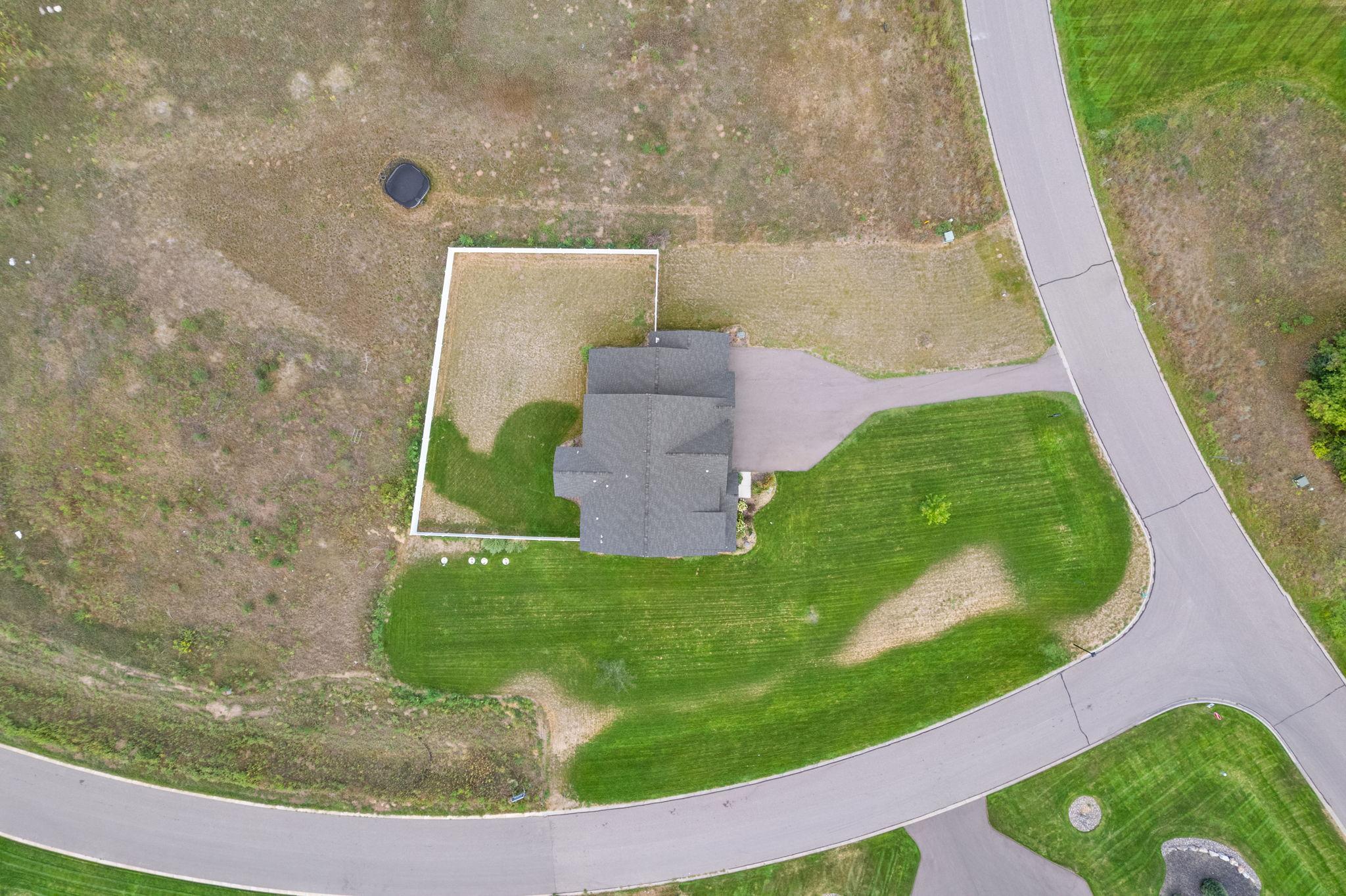 main property photo 81