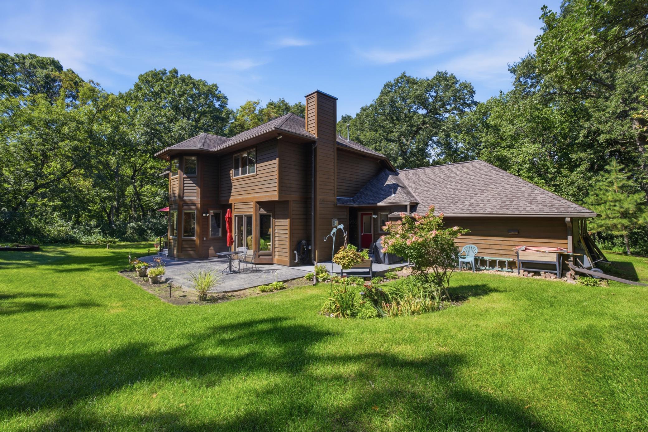 main property photo 41