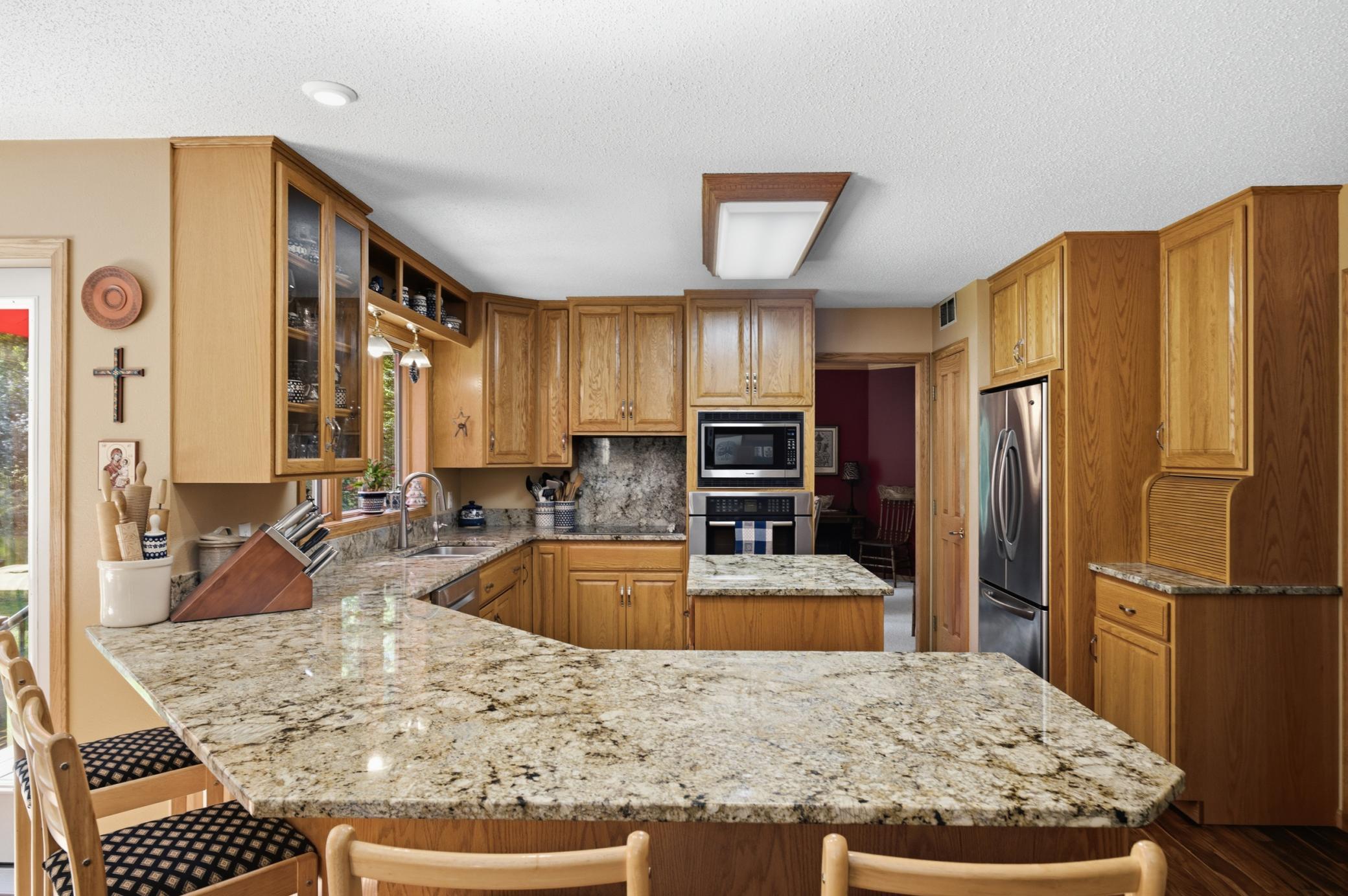 main property photo 8
