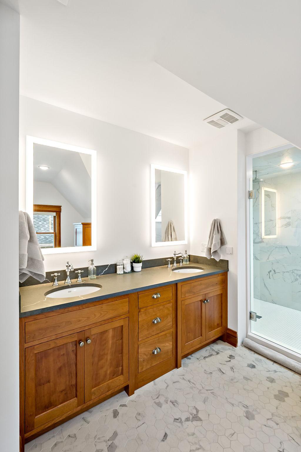 main property photo 79