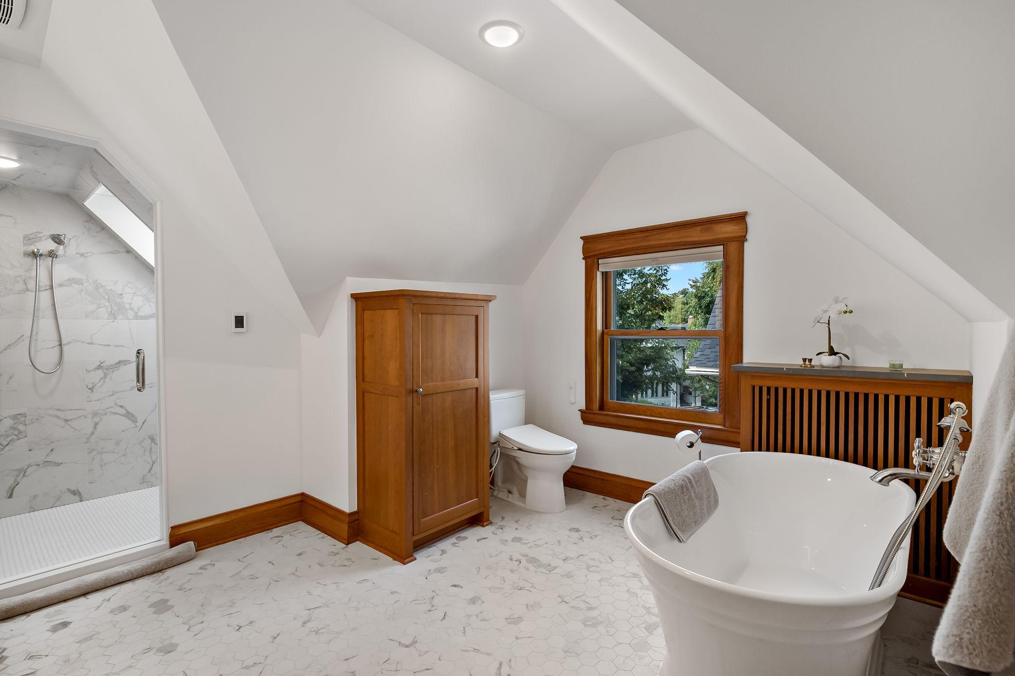 main property photo 80