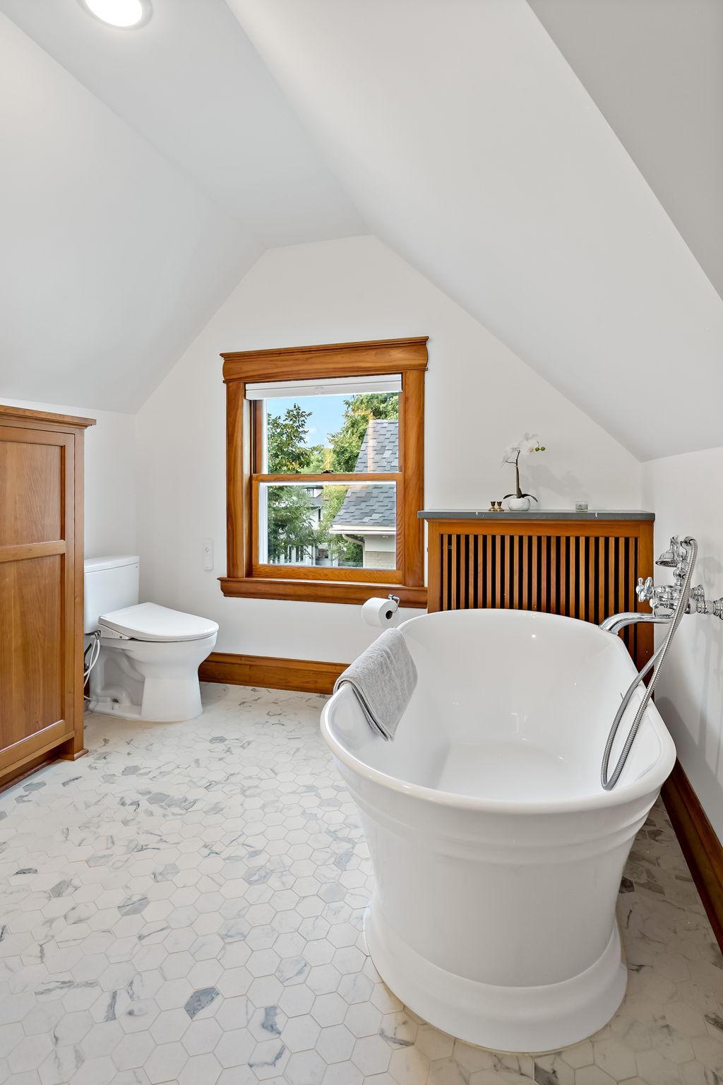 main property photo 81