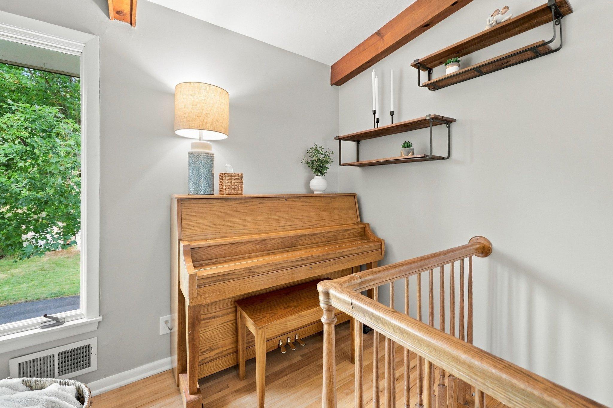 main property photo 15