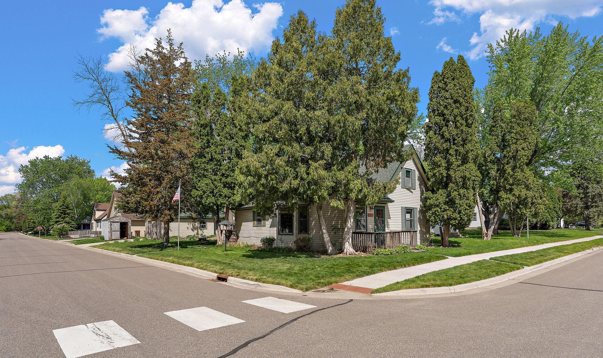 main property photo 29