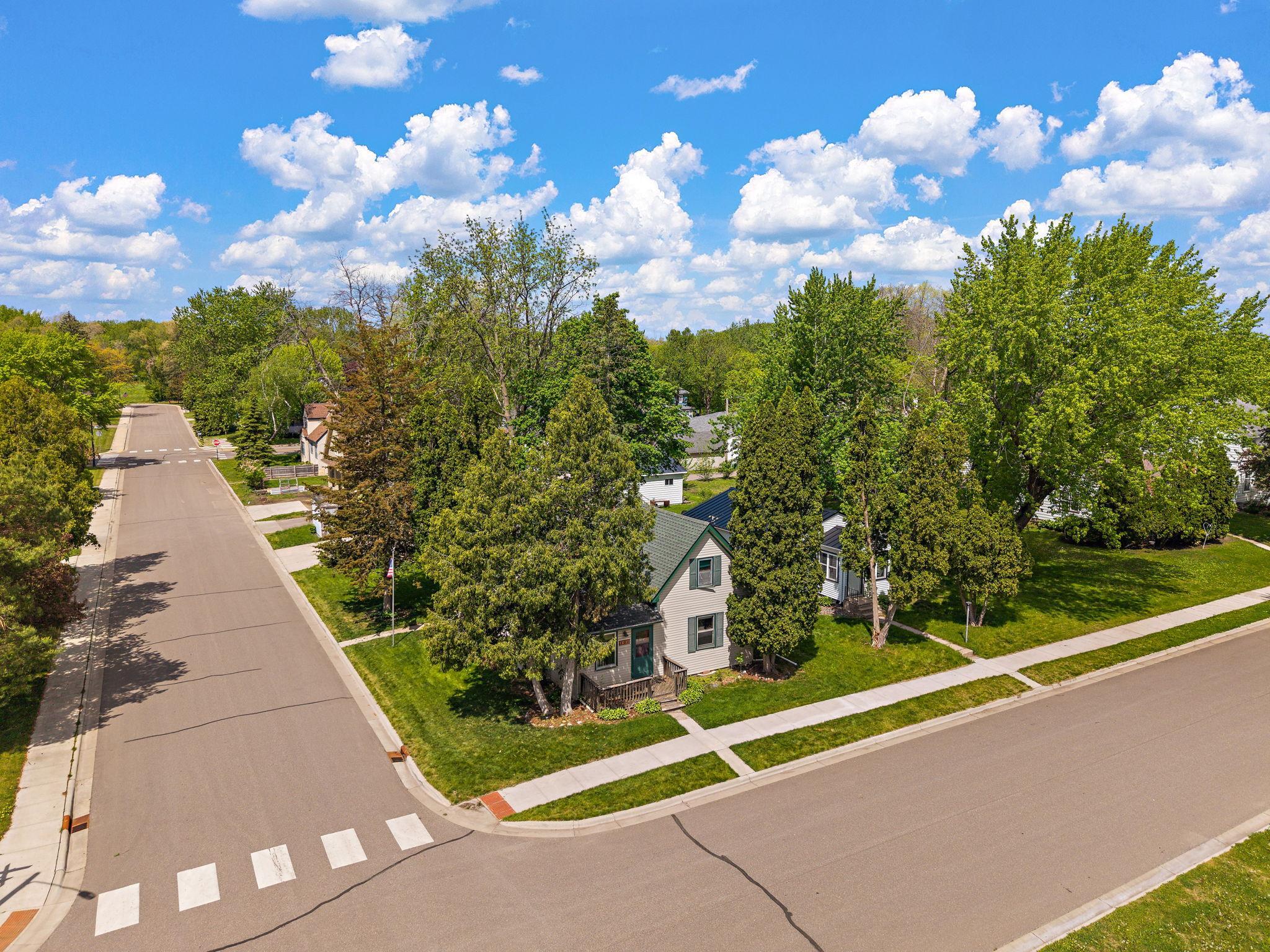 main property photo 33