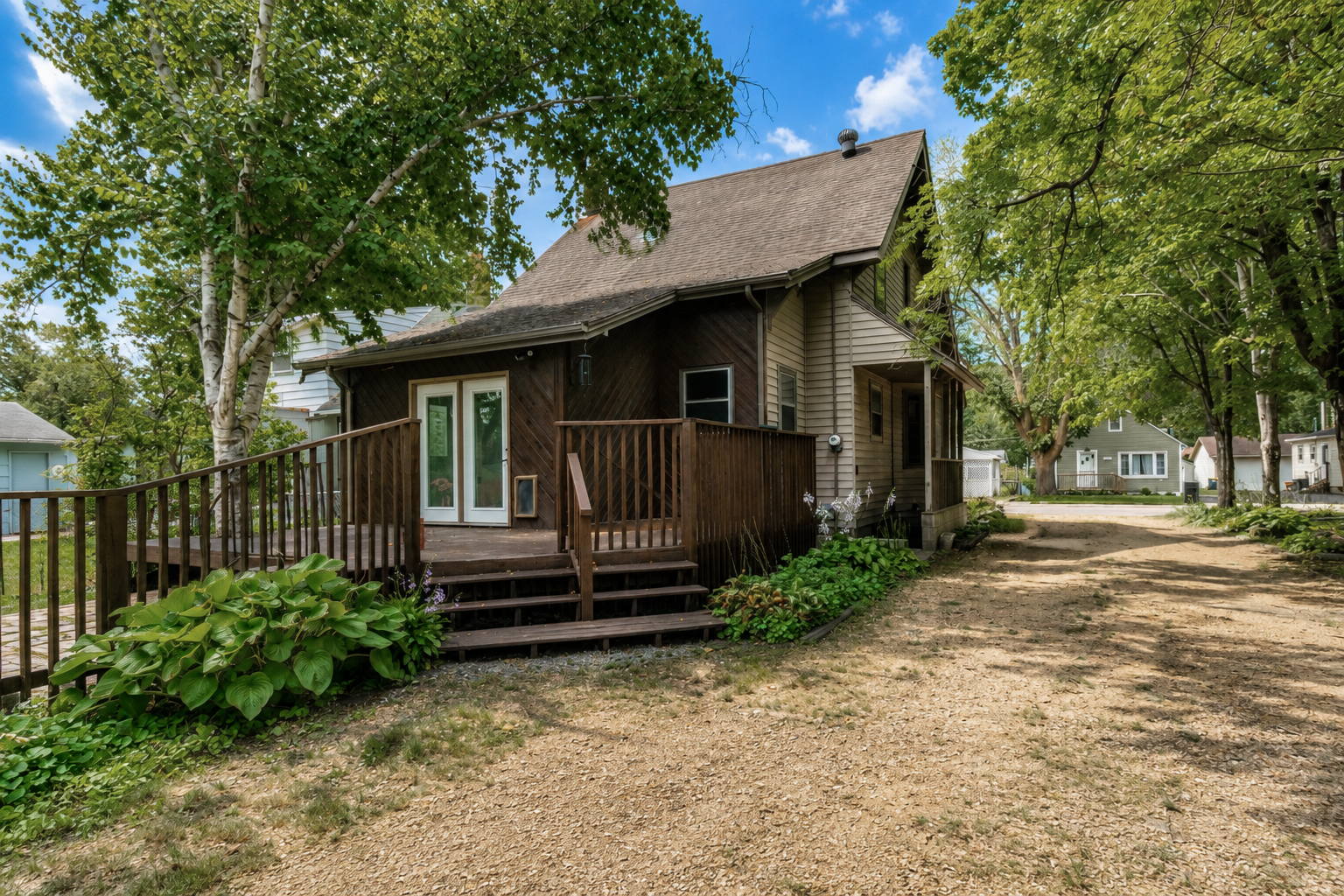 main property photo 40