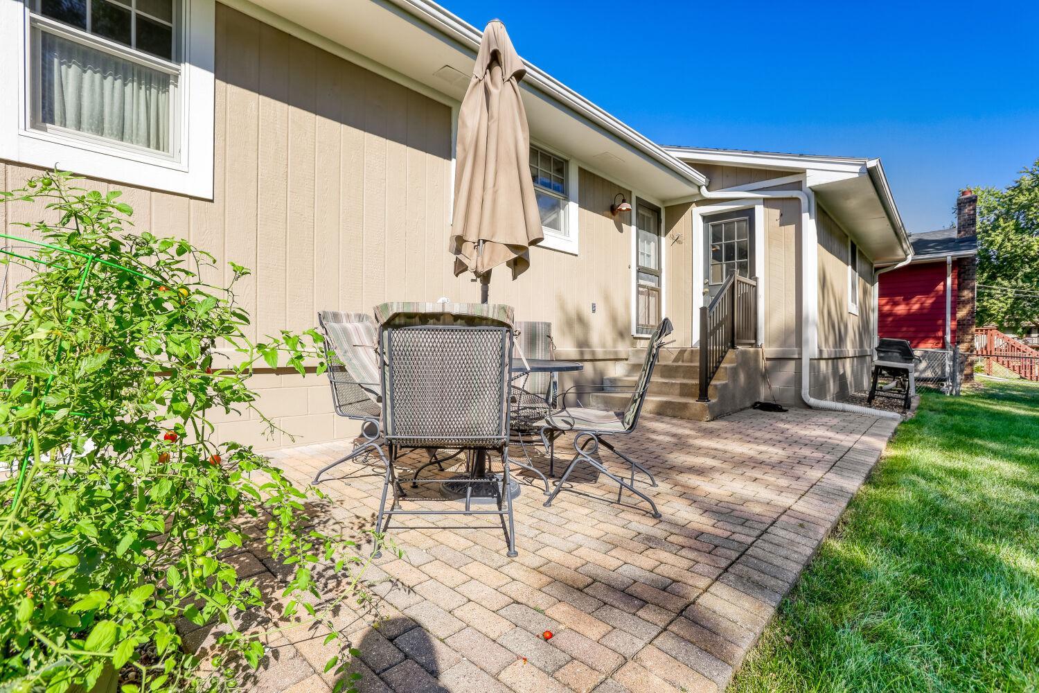 main property photo 22