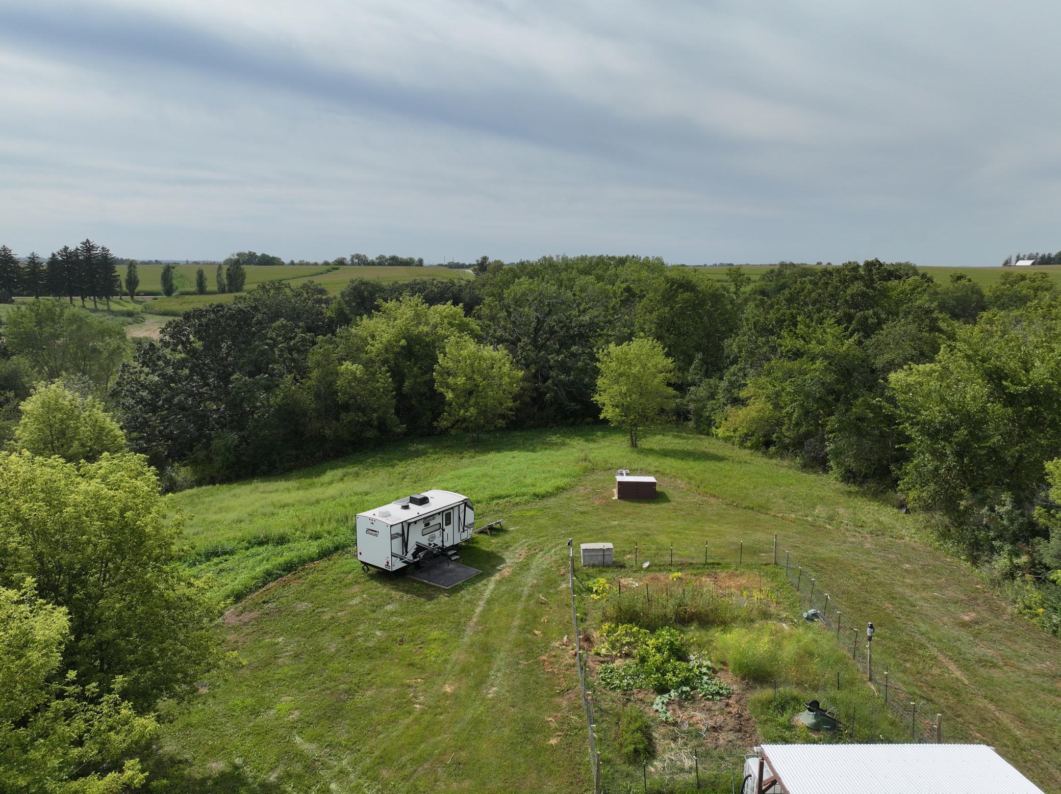 main property photo 9