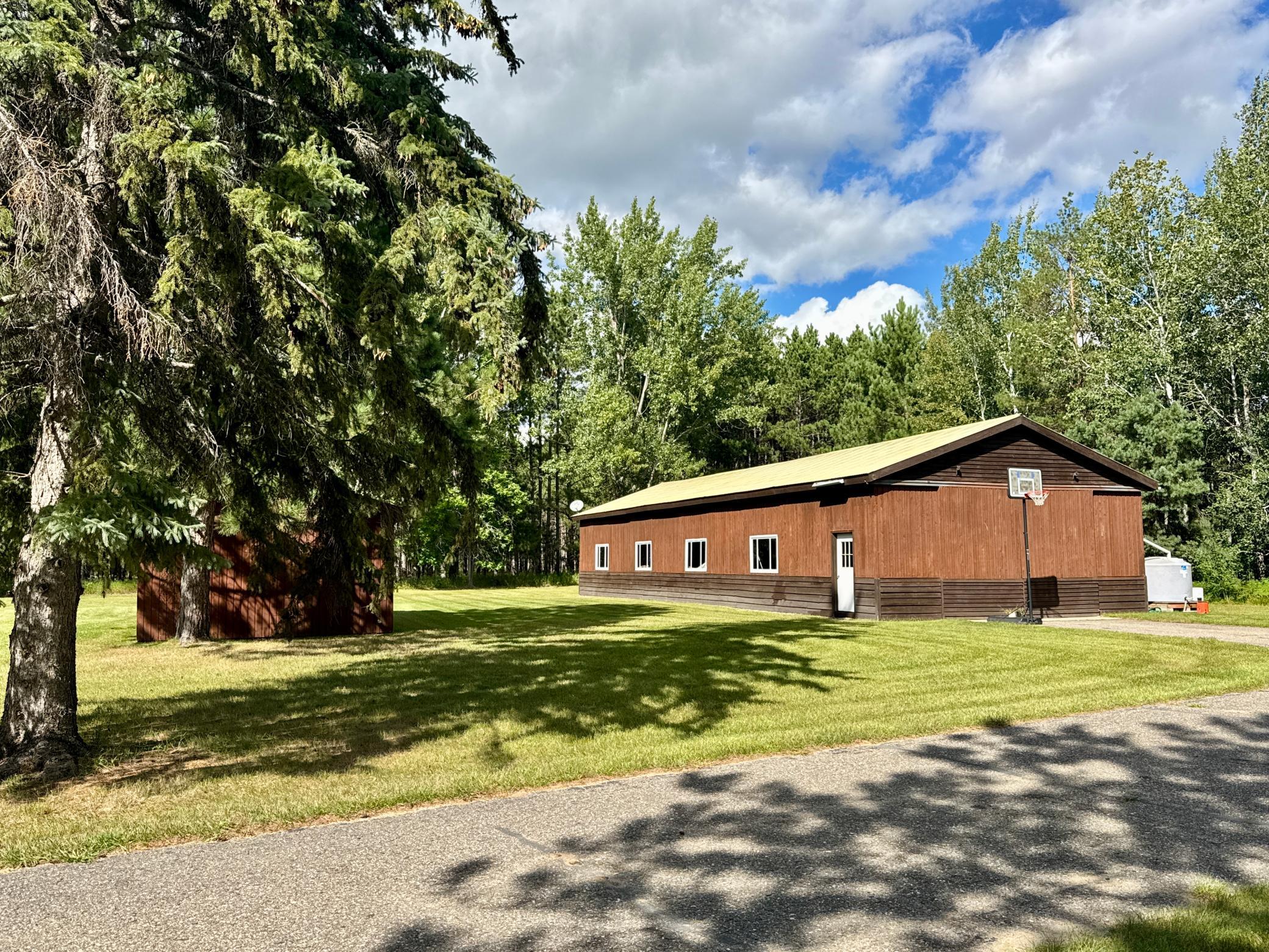 main property photo 38