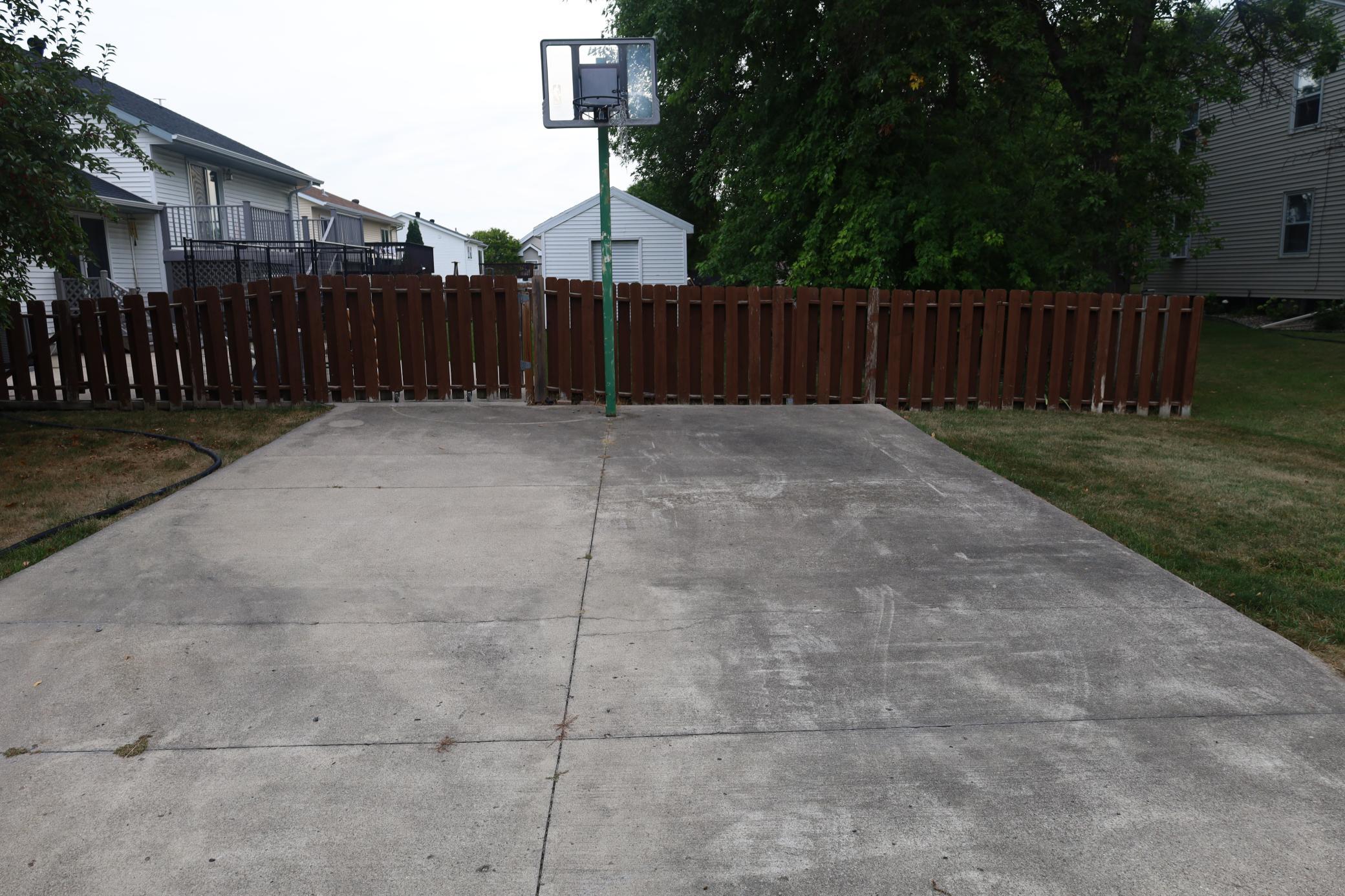 main property photo 42