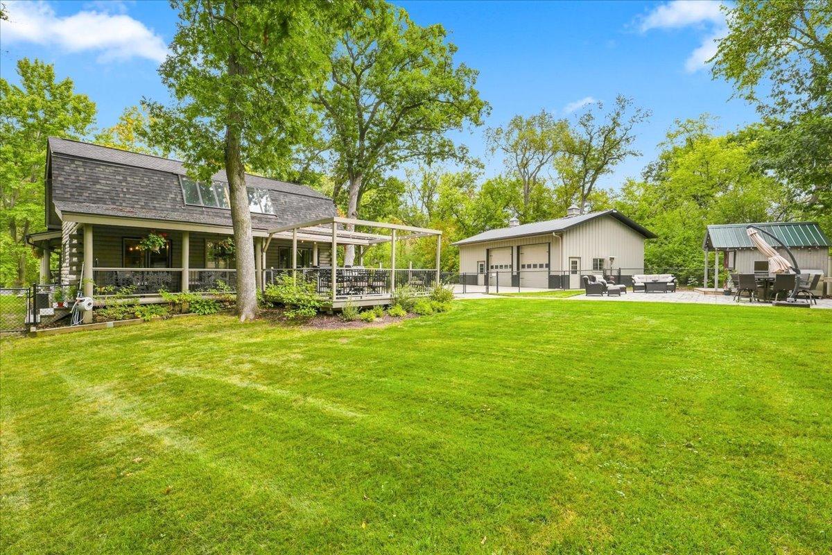 main property photo 19