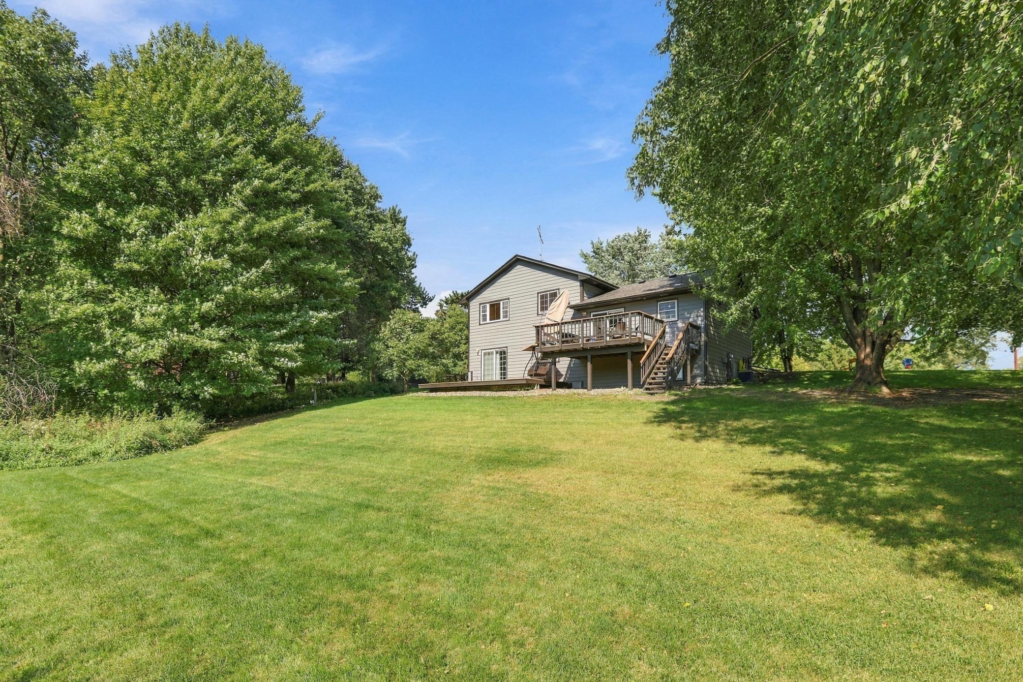 main property photo 29