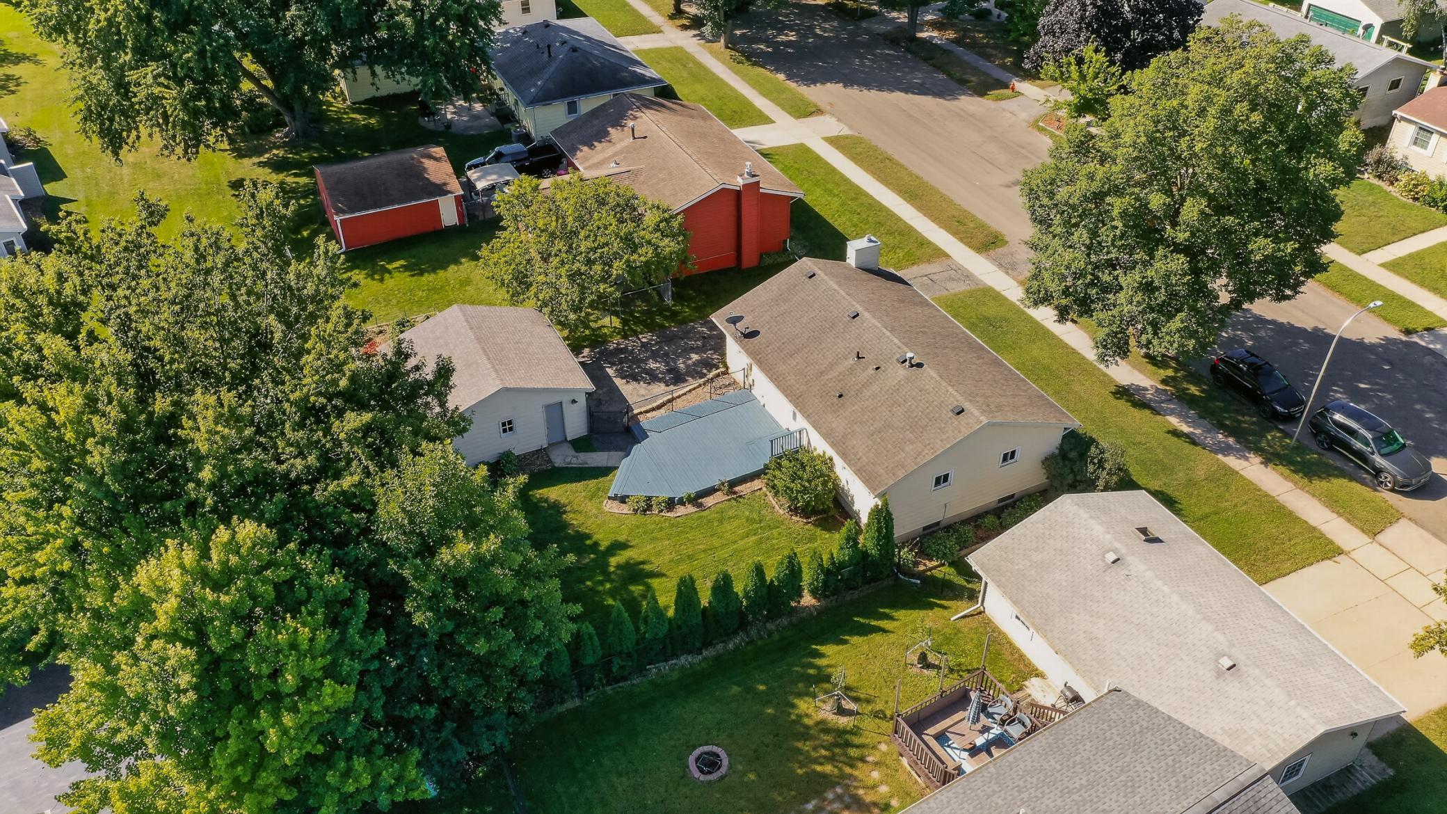 main property photo 29