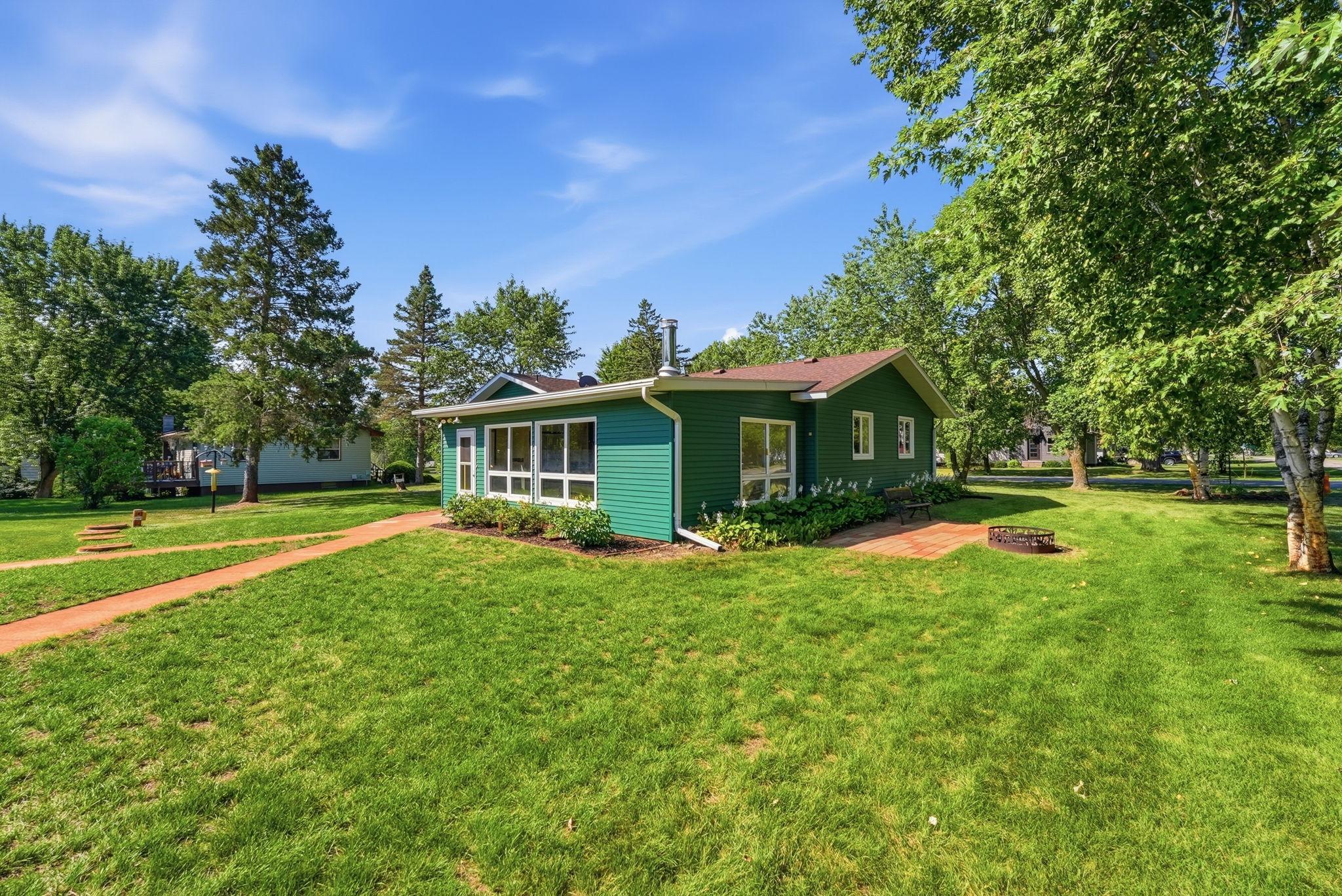 main property photo 40