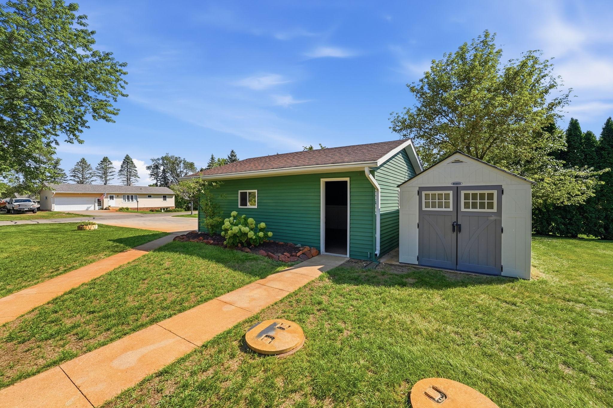 main property photo 42