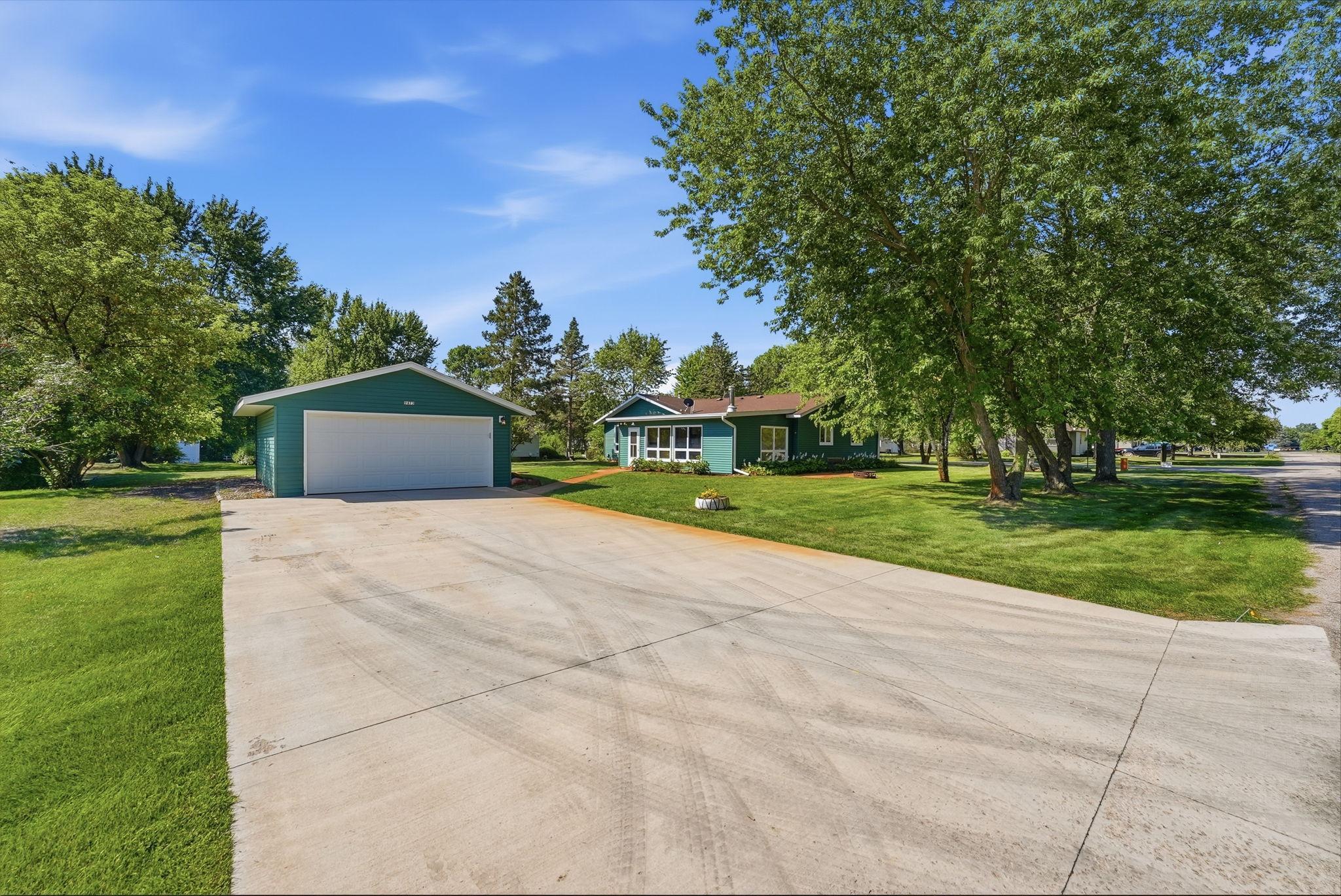 main property photo 47