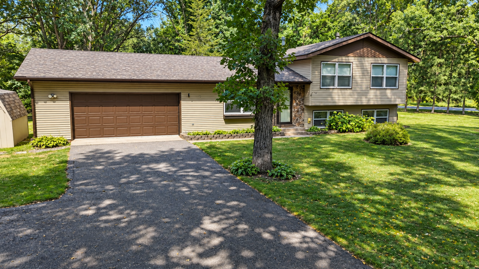 main property photo 0