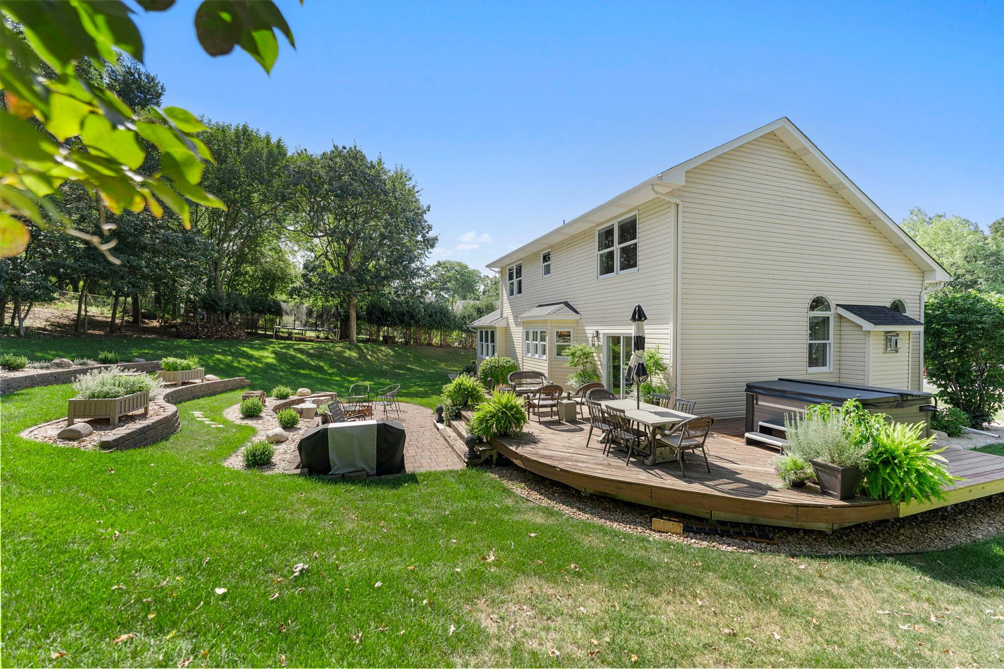 main property photo 102