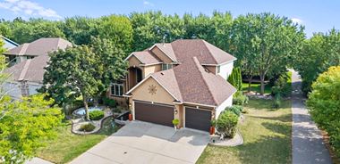 image of property with 4 Bed | 3 Bath | 2,470 Sqft