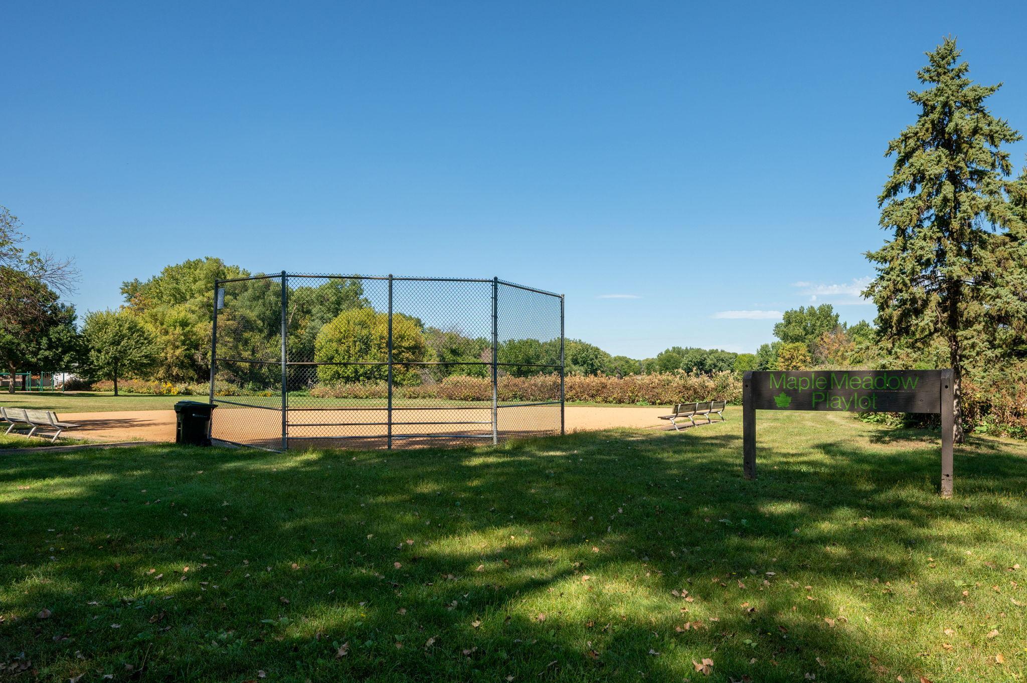 main property photo 40