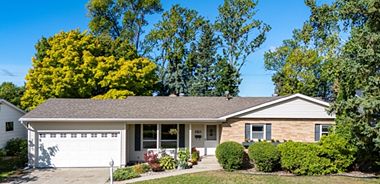 image of property with 4 Bed | 2 Bath | 2,294 Sqft