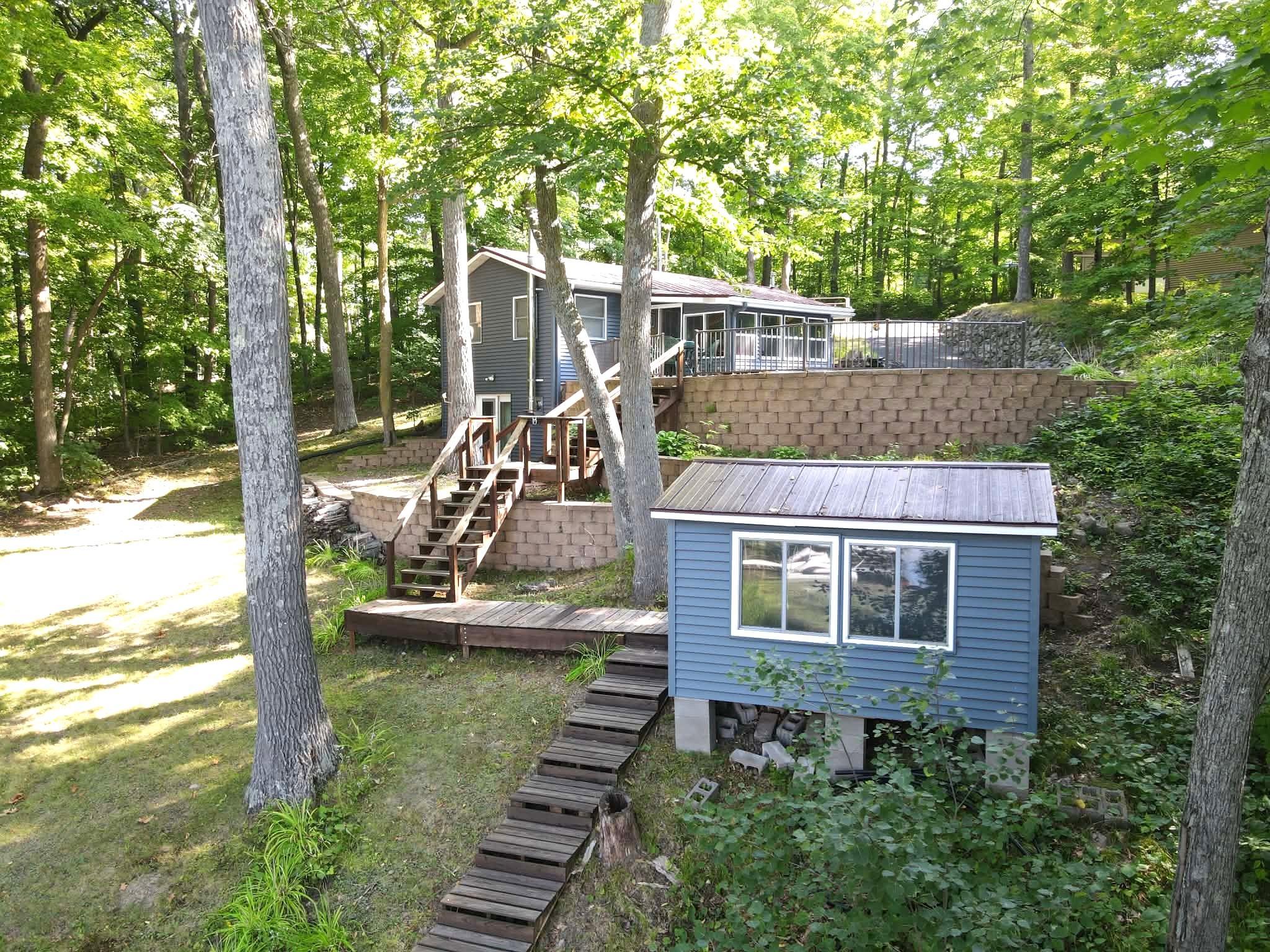 main property photo 17