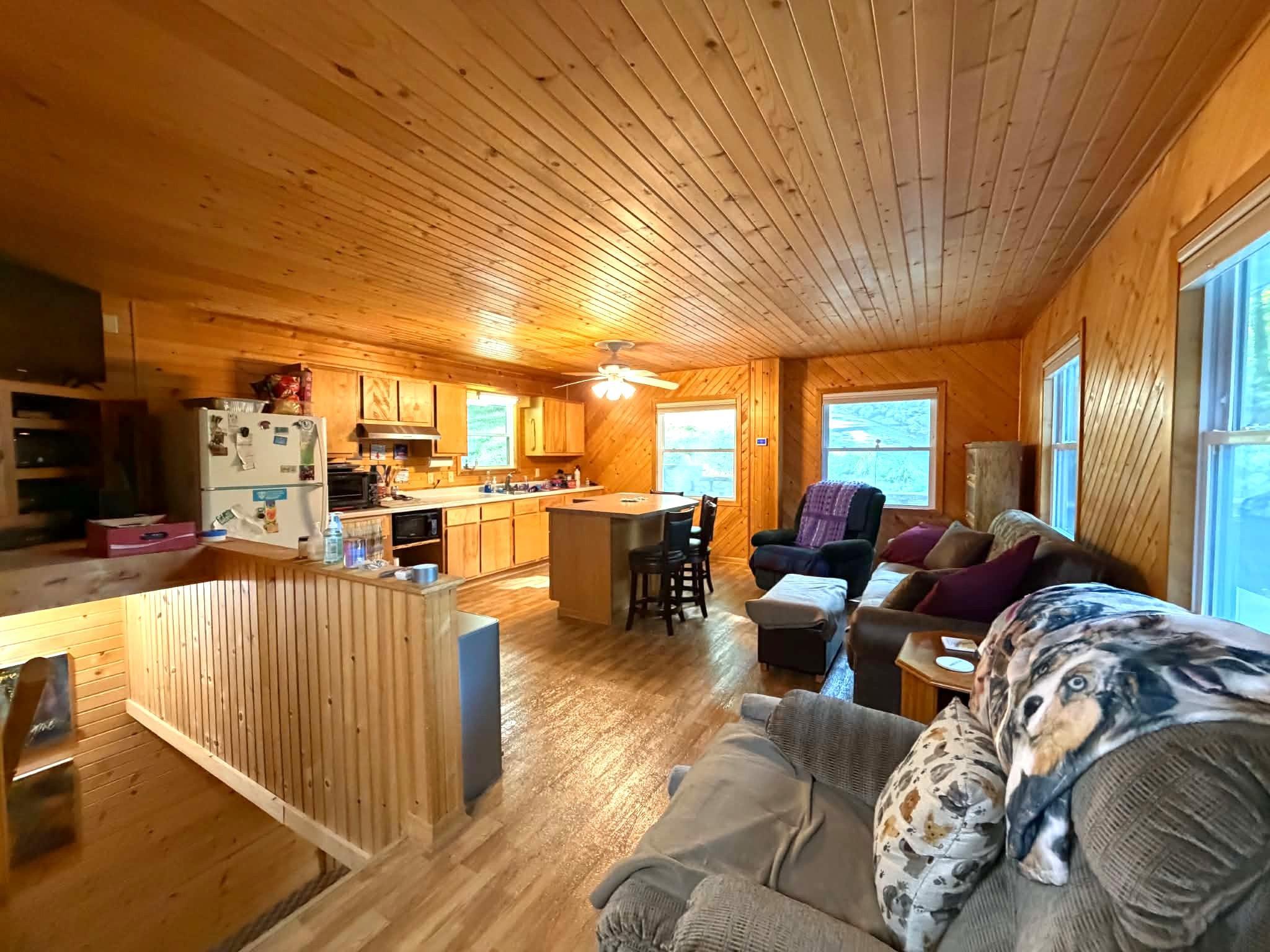 main property photo 25