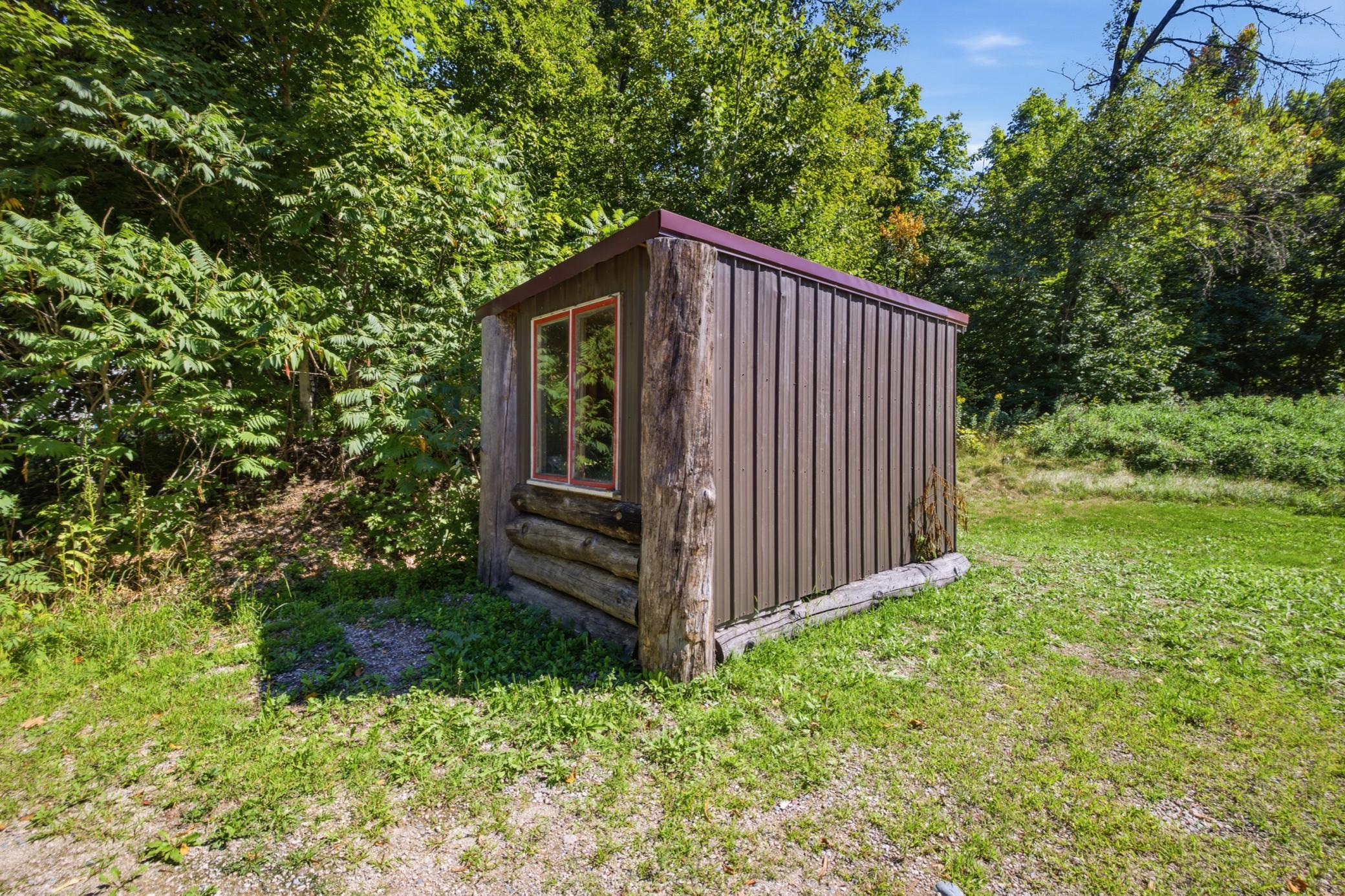 main property photo 41