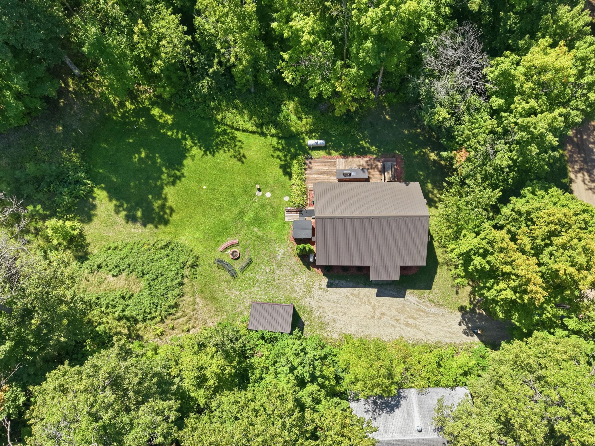main property photo 50