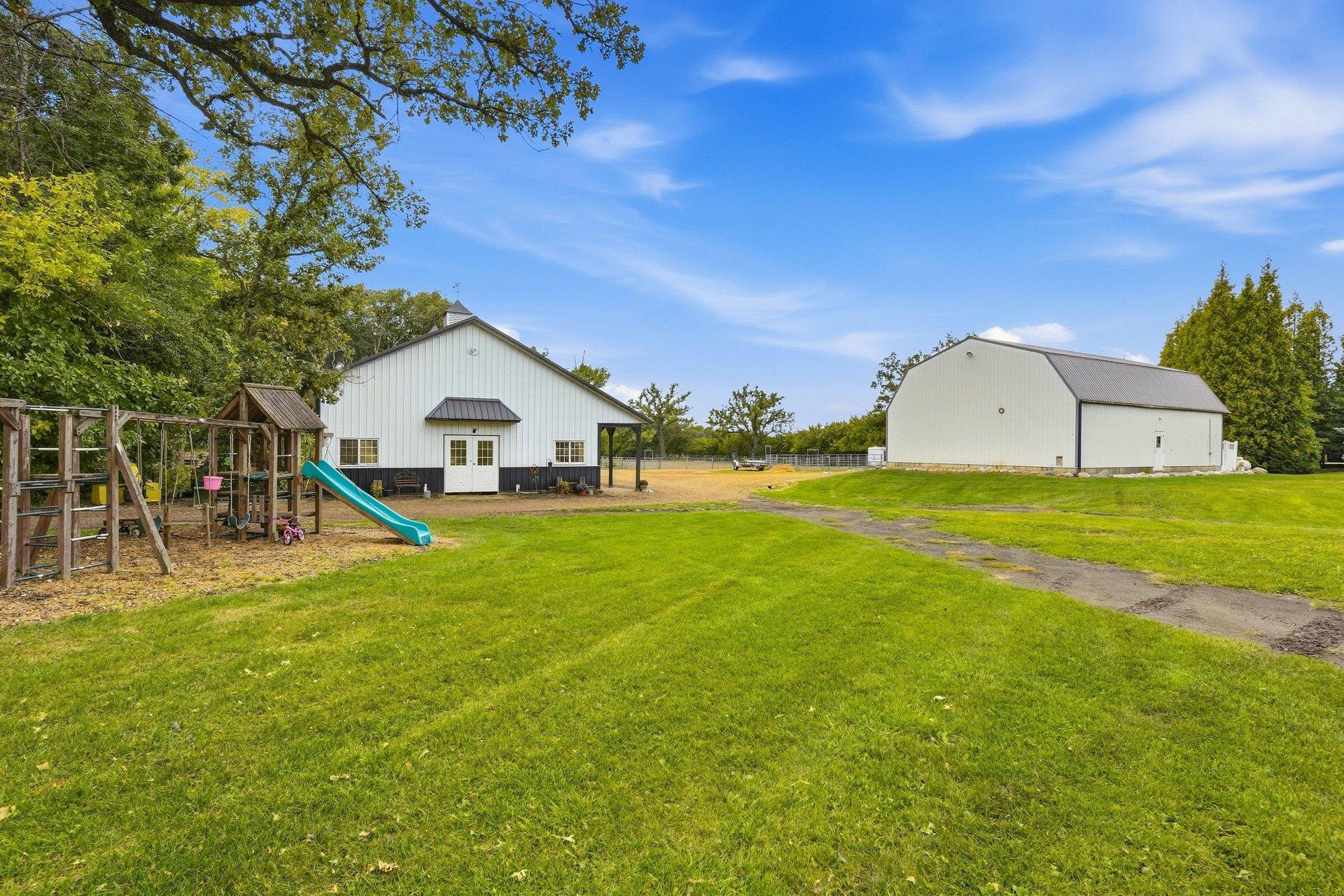 main property photo 39