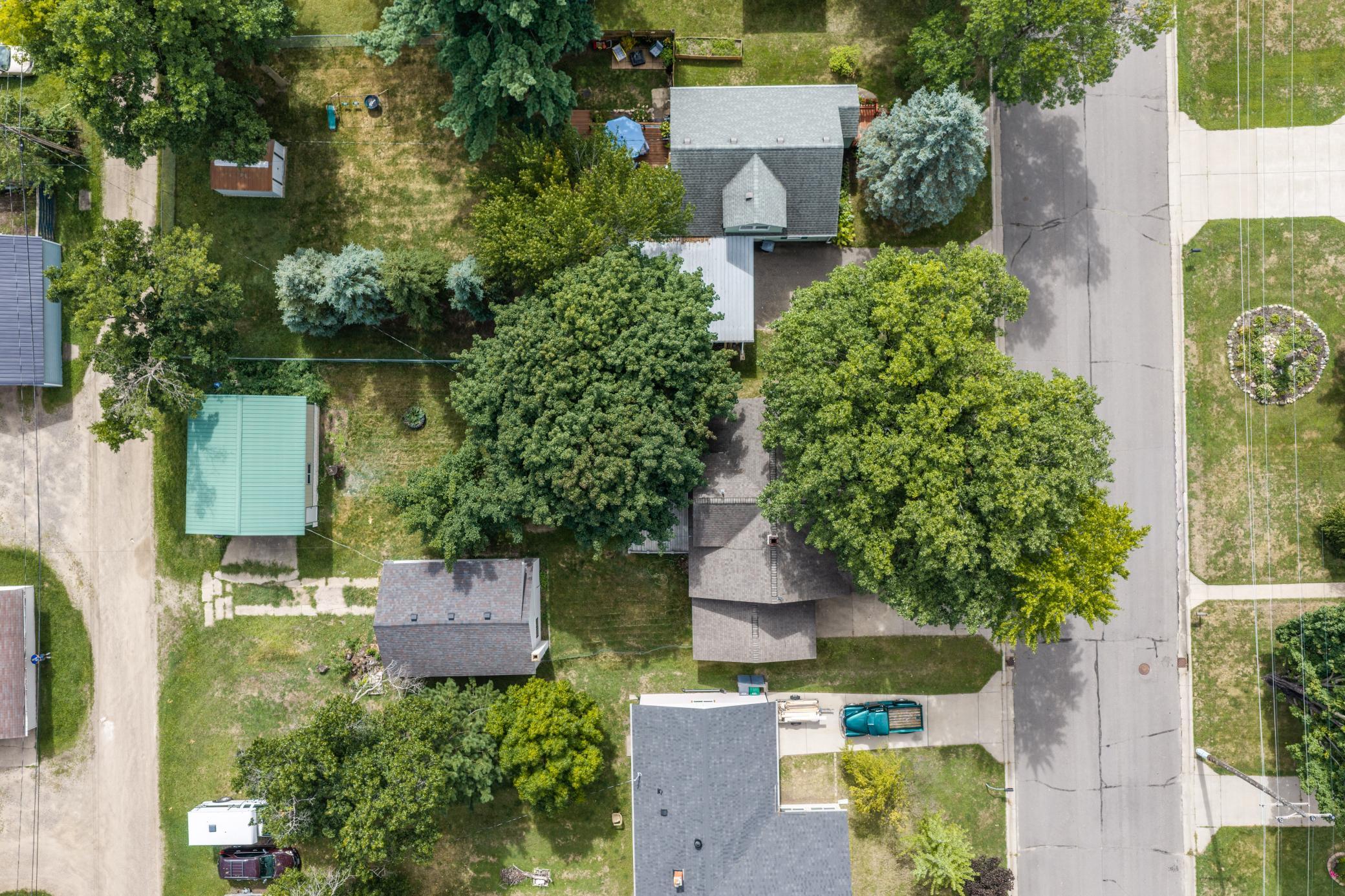 main property photo 31