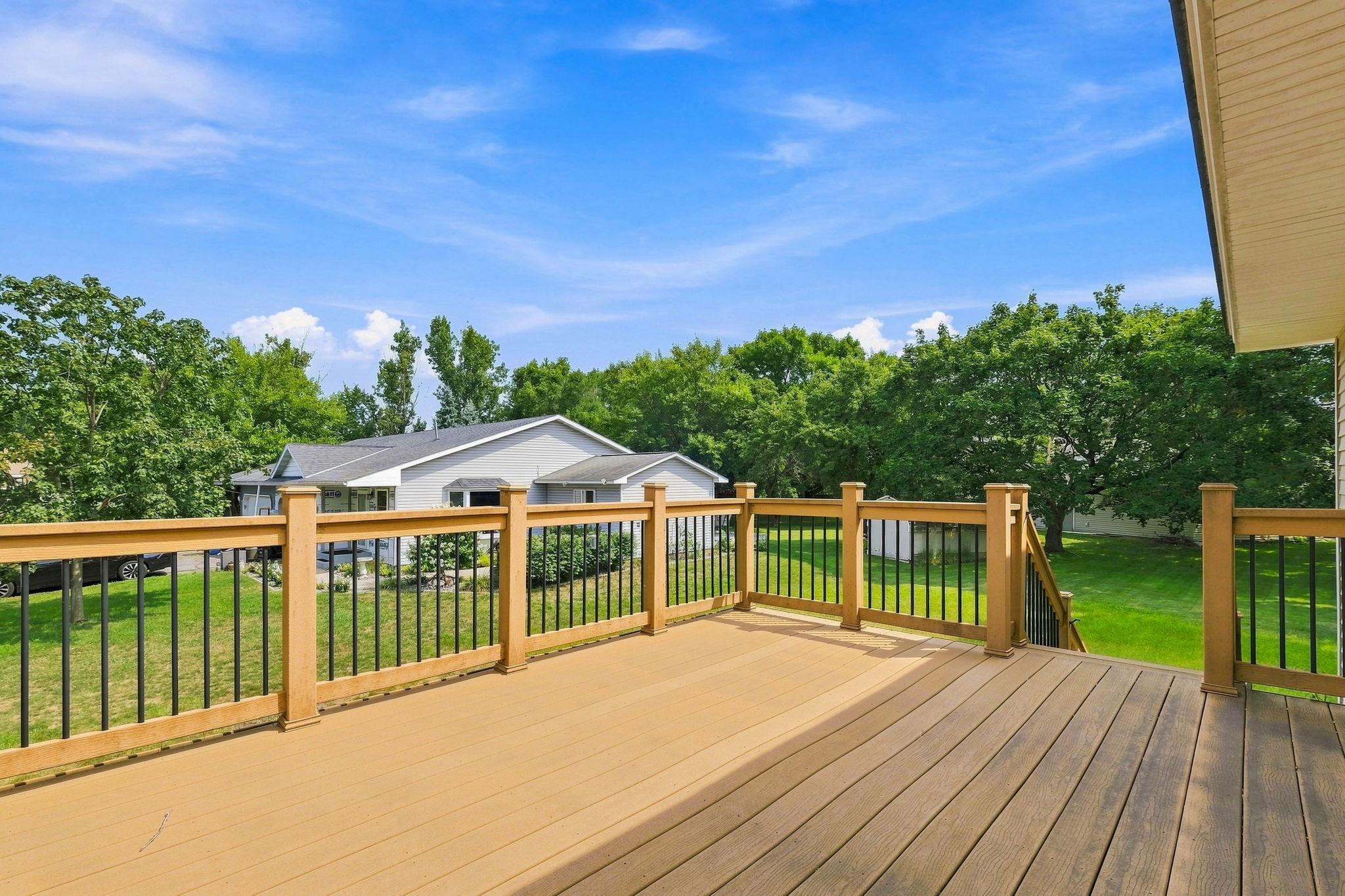 main property photo 17