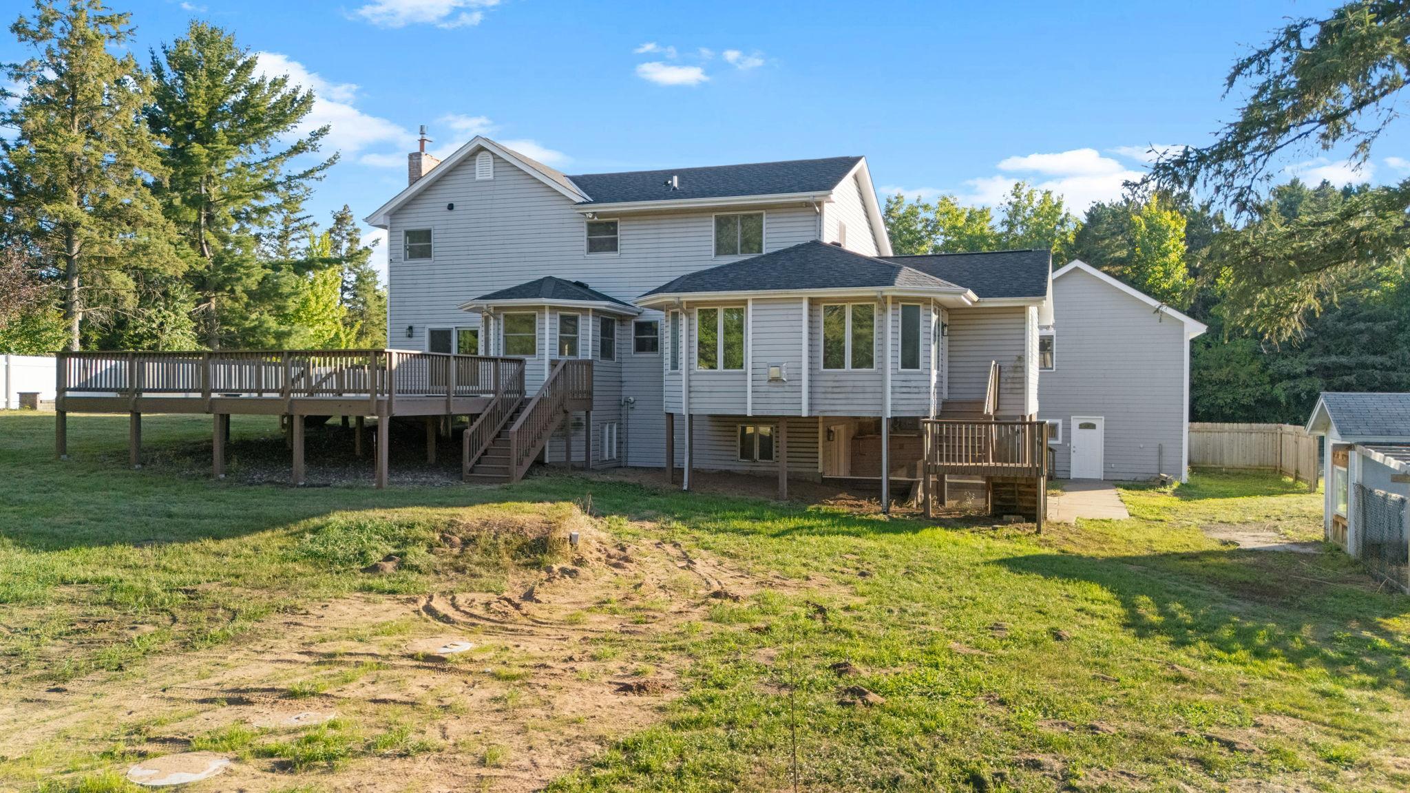 main property photo 70