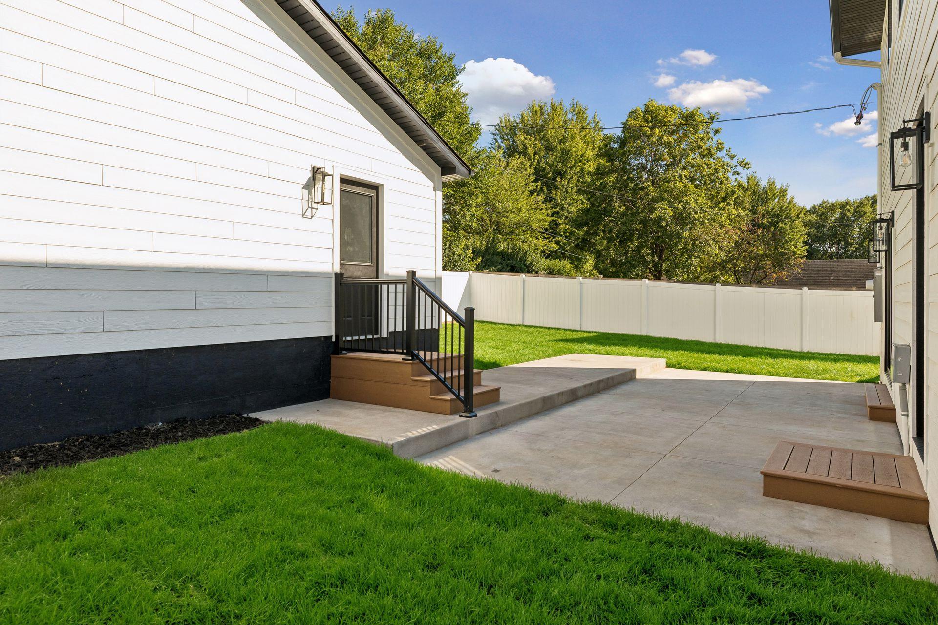 main property photo 58