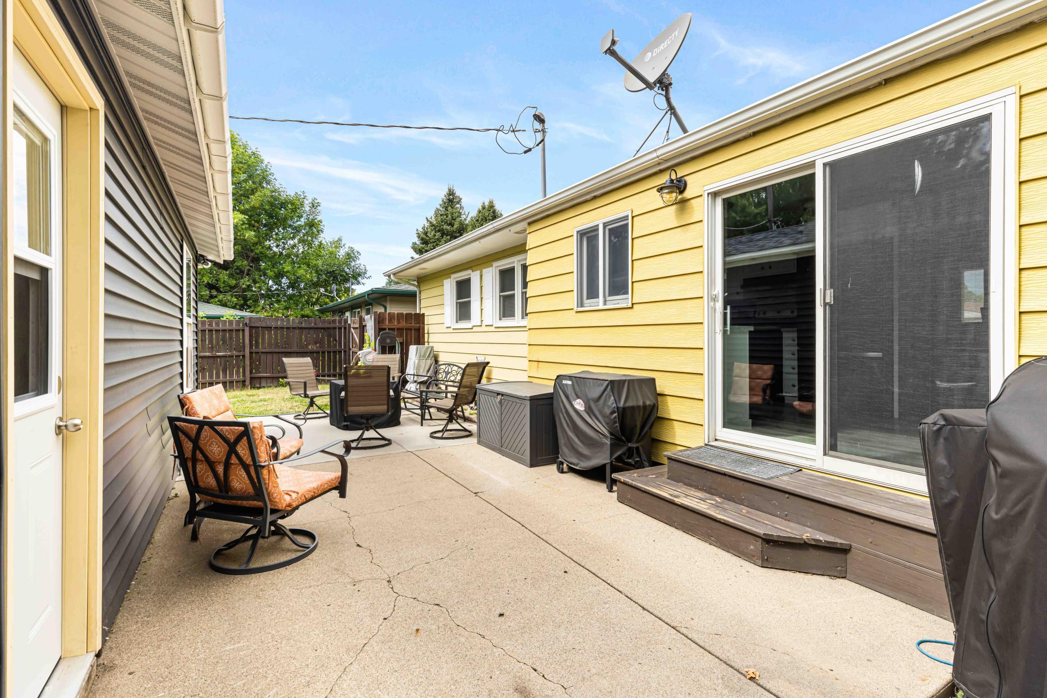 main property photo 33
