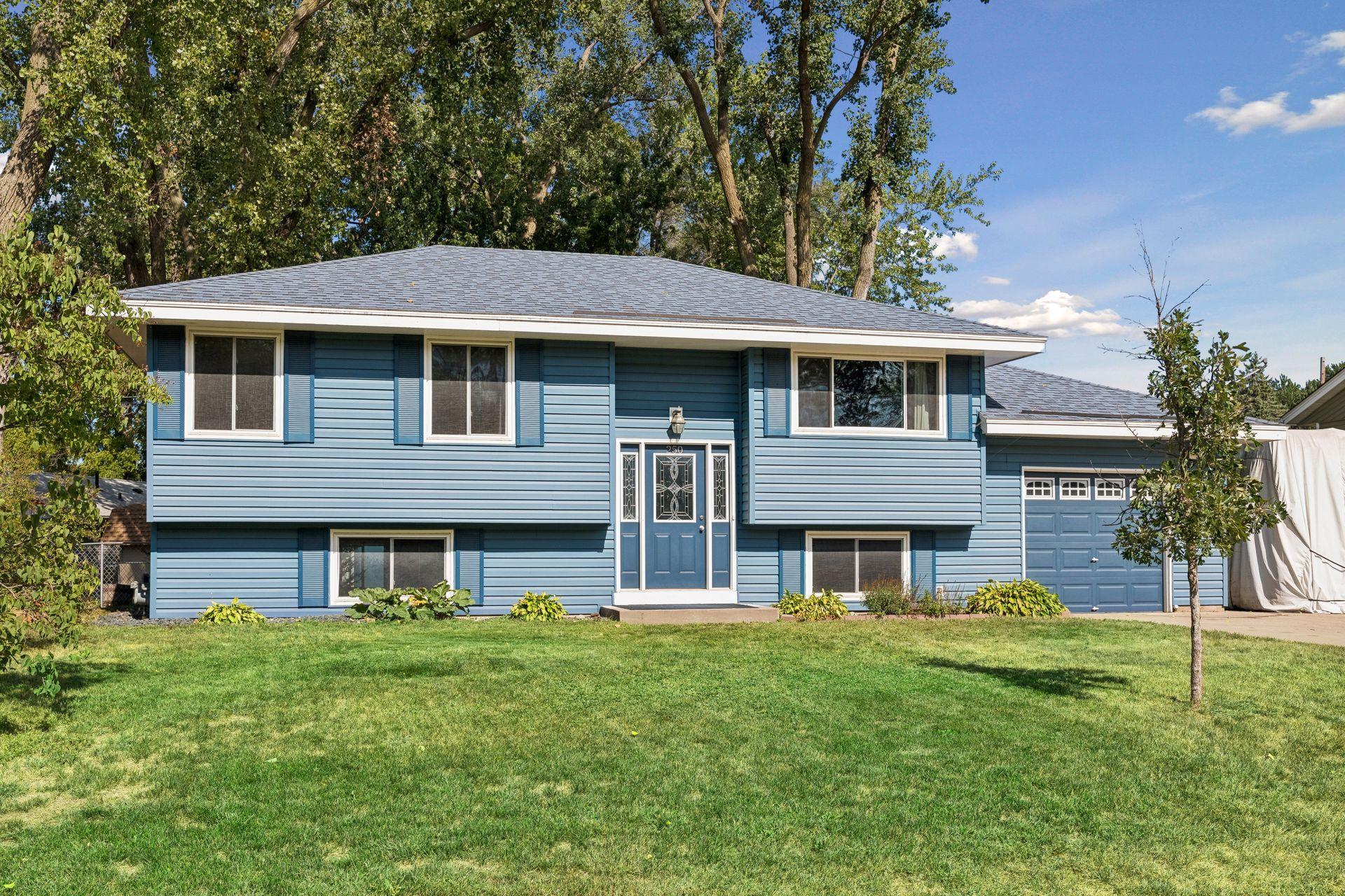 main property photo 0