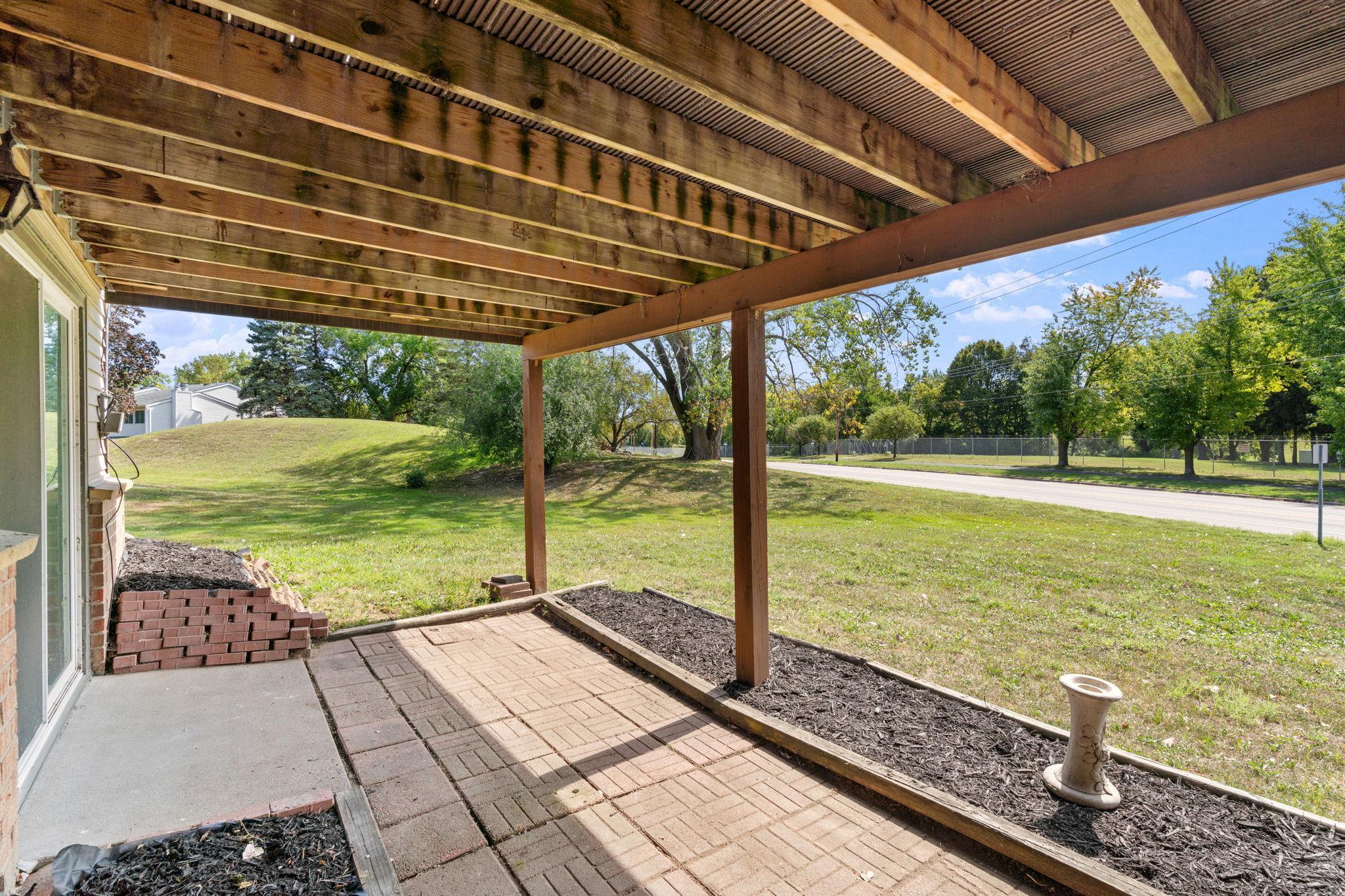 main property photo 6