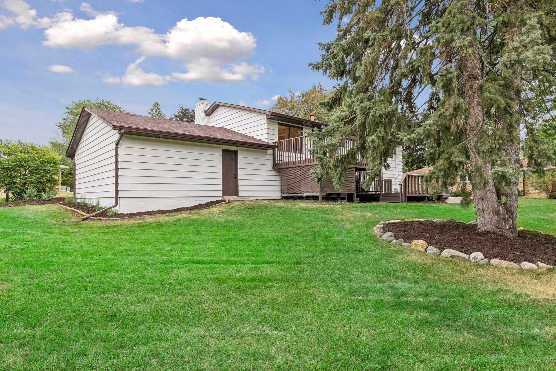 main property photo 42