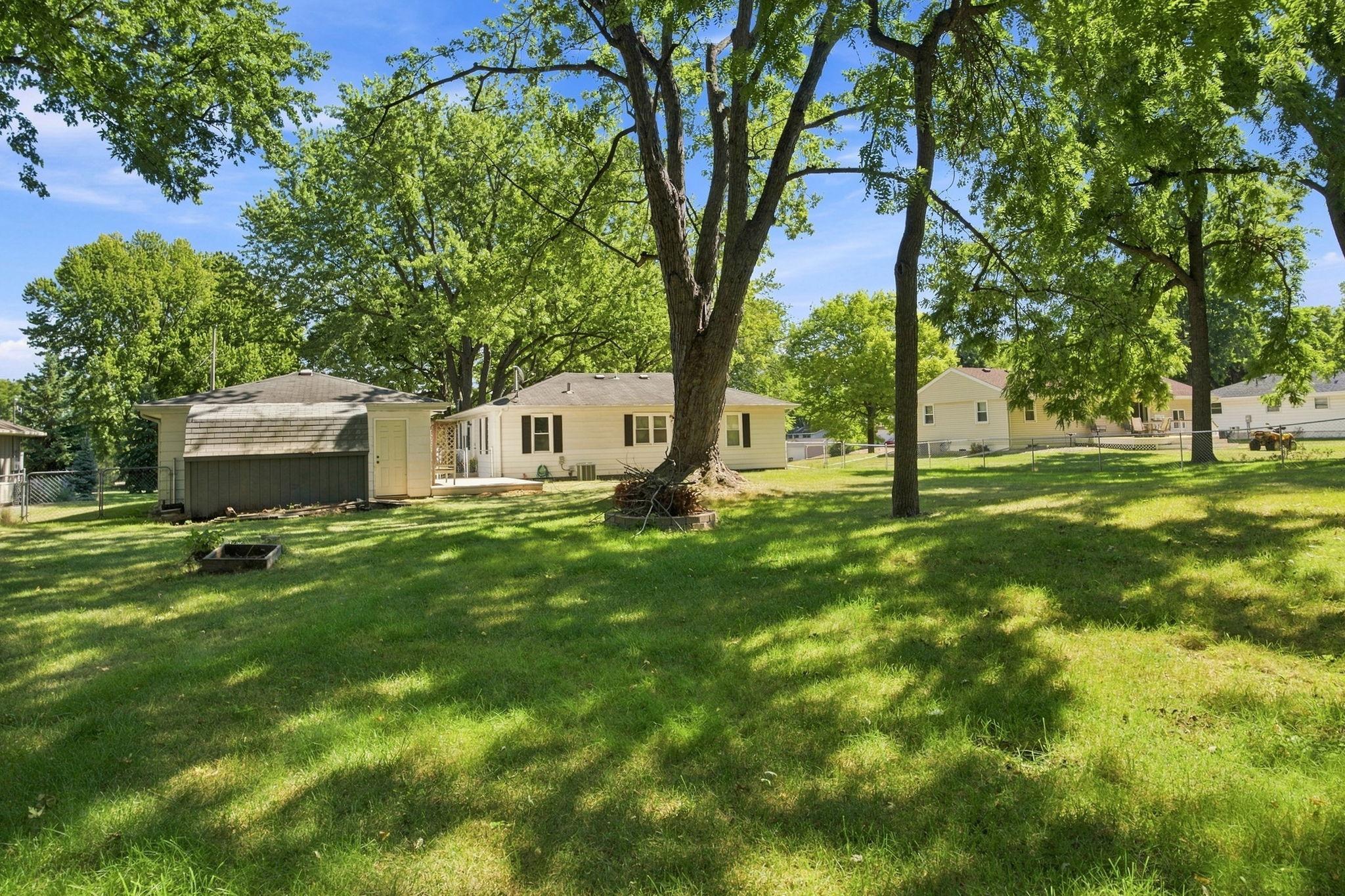 main property photo 32