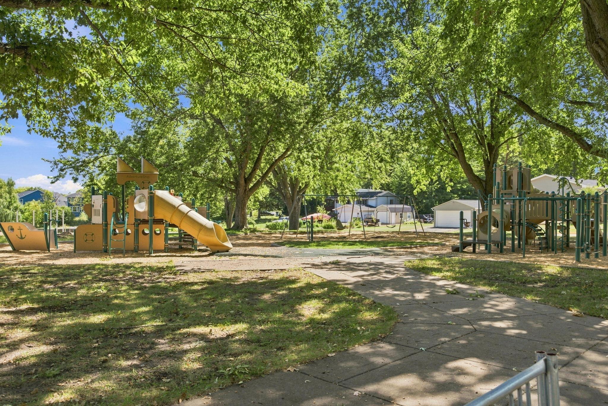 main property photo 35