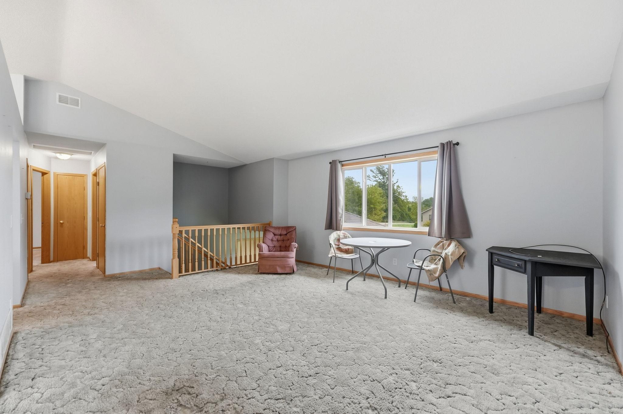 property viewer photo 10