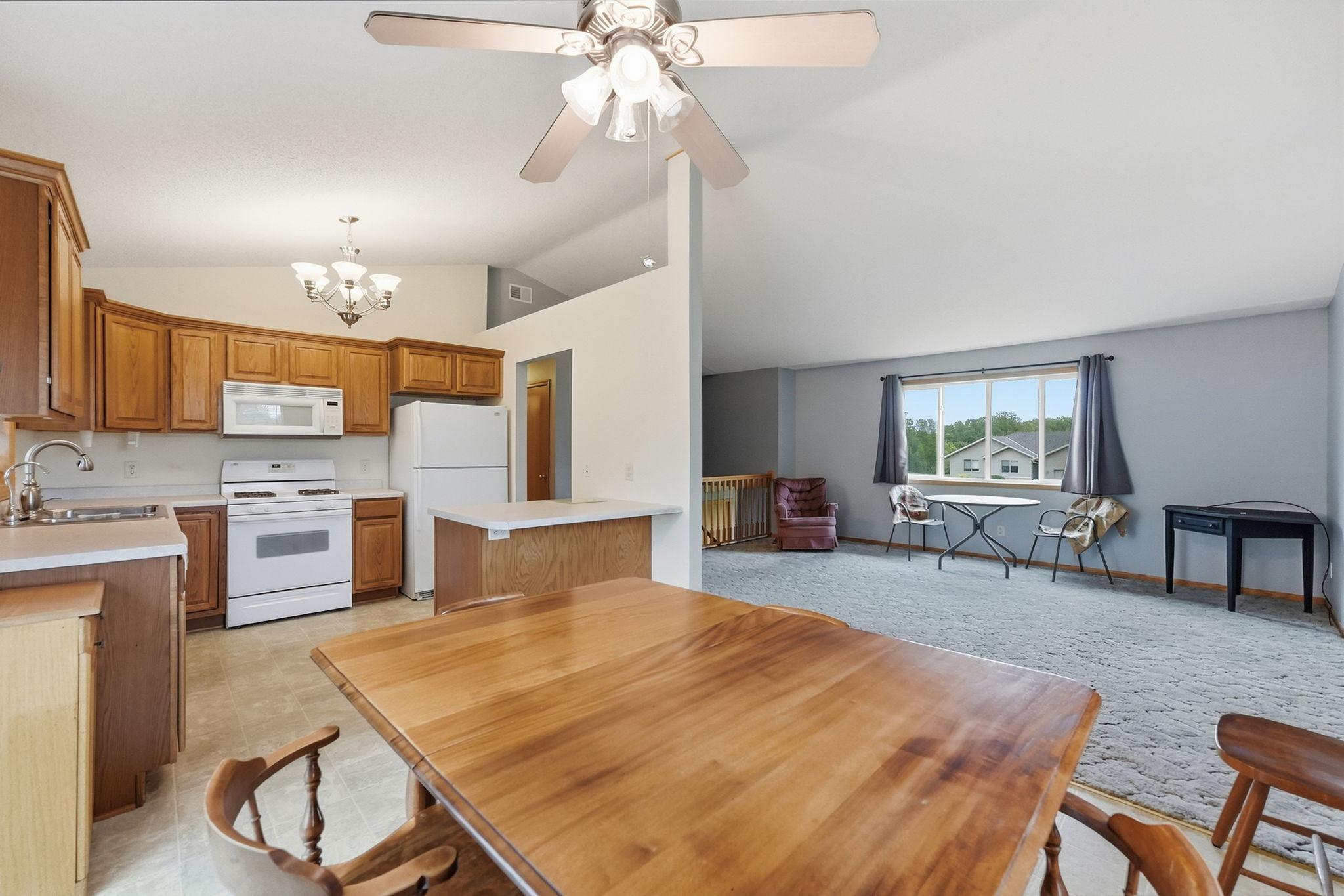 property viewer photo 13