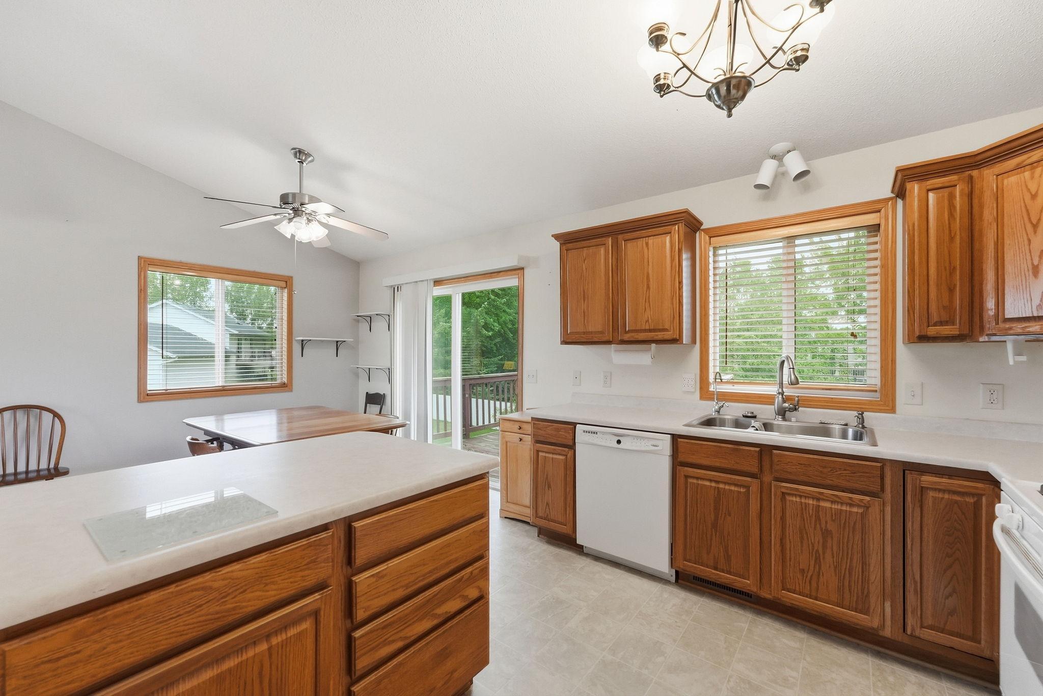 property viewer photo 15