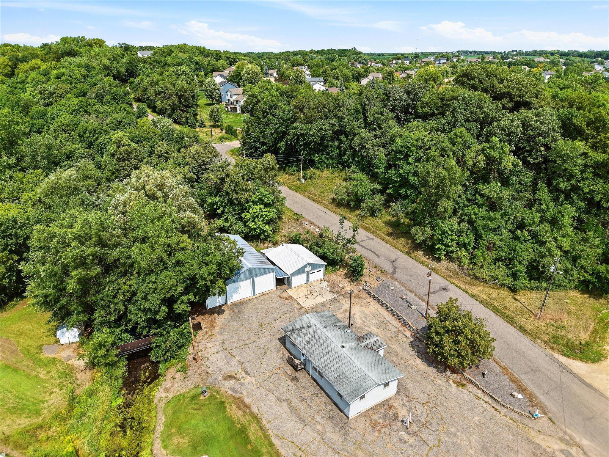 main property photo 45
